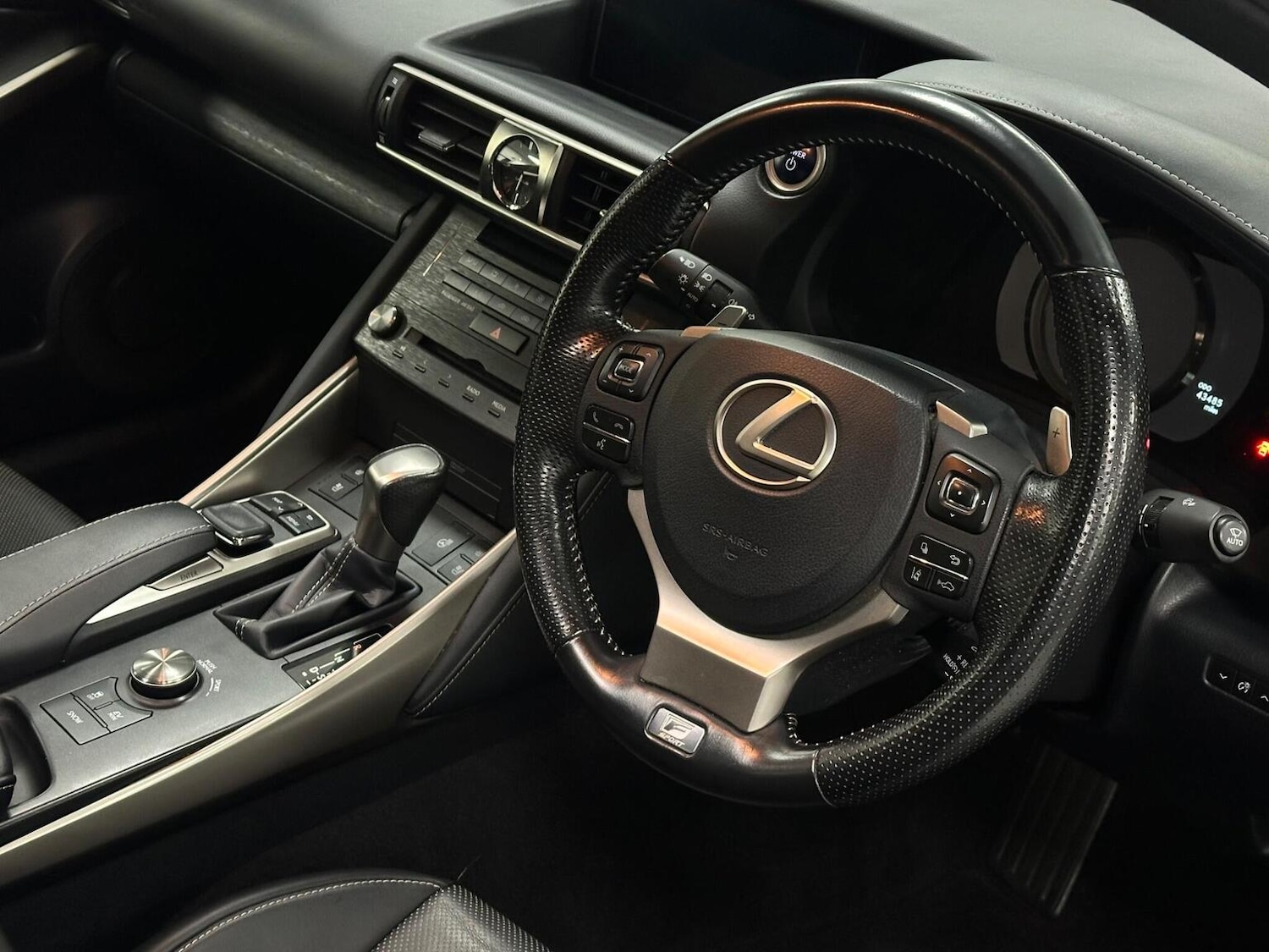 Used Lexus IS 2019 for sale - 76656077: Photo 16