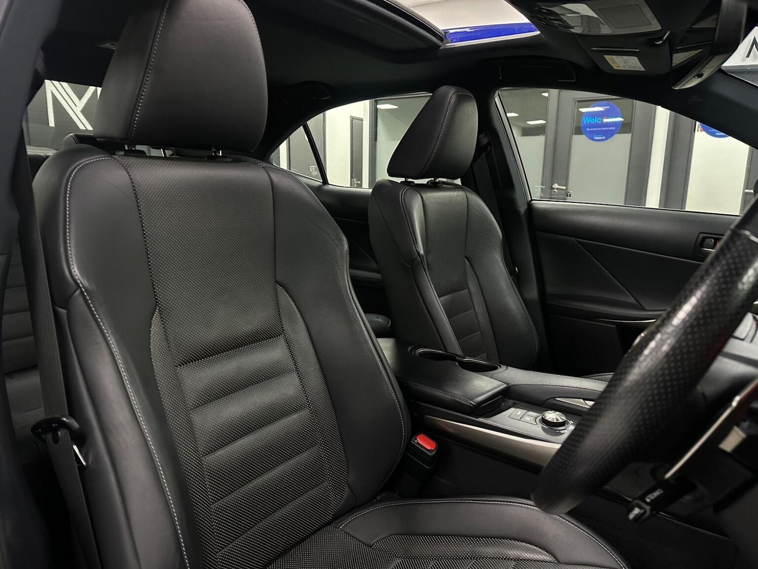 Used Lexus IS 2019 for sale - 76656077: Photo 23