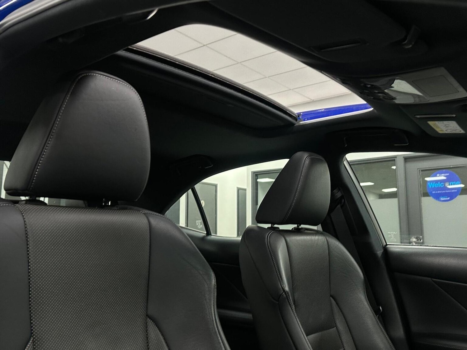 Used Lexus IS 2019 for sale - 76656077: Photo 24