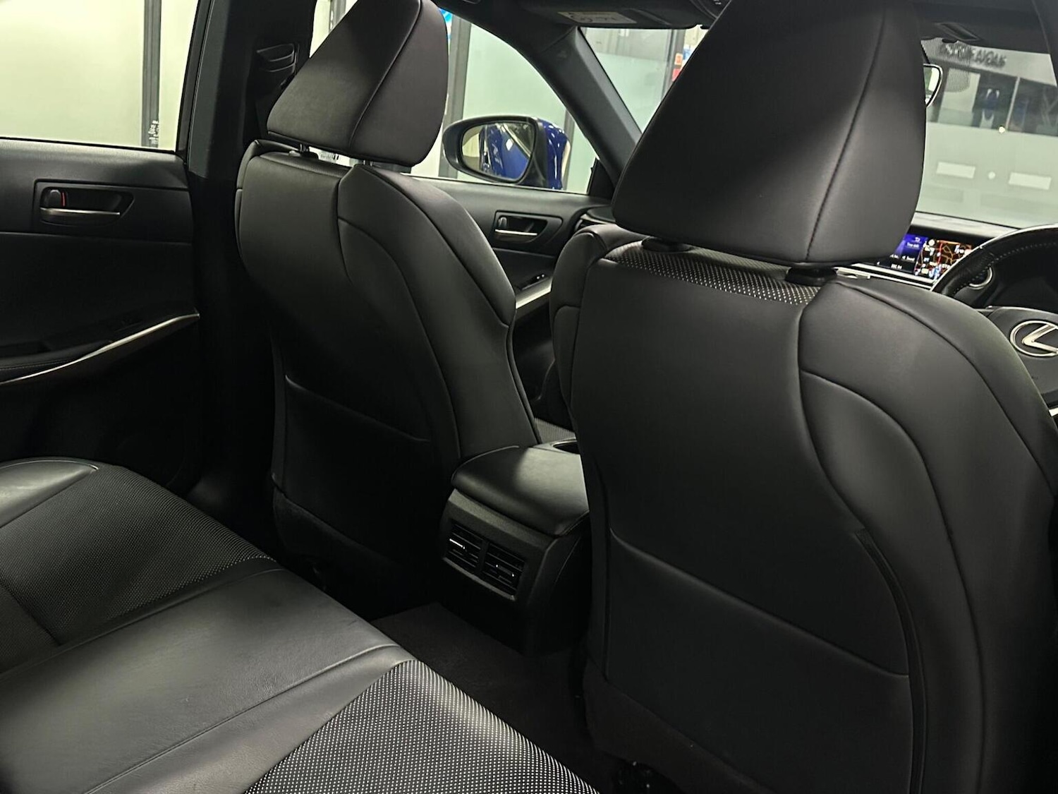 Used Lexus IS 2019 for sale - 76656077: Photo 34