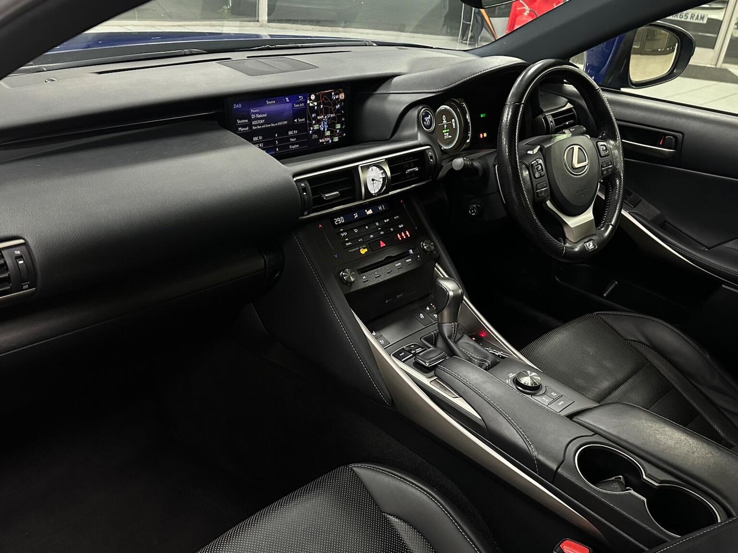 Used Lexus IS 2019 for sale - 76656077: Photo 40