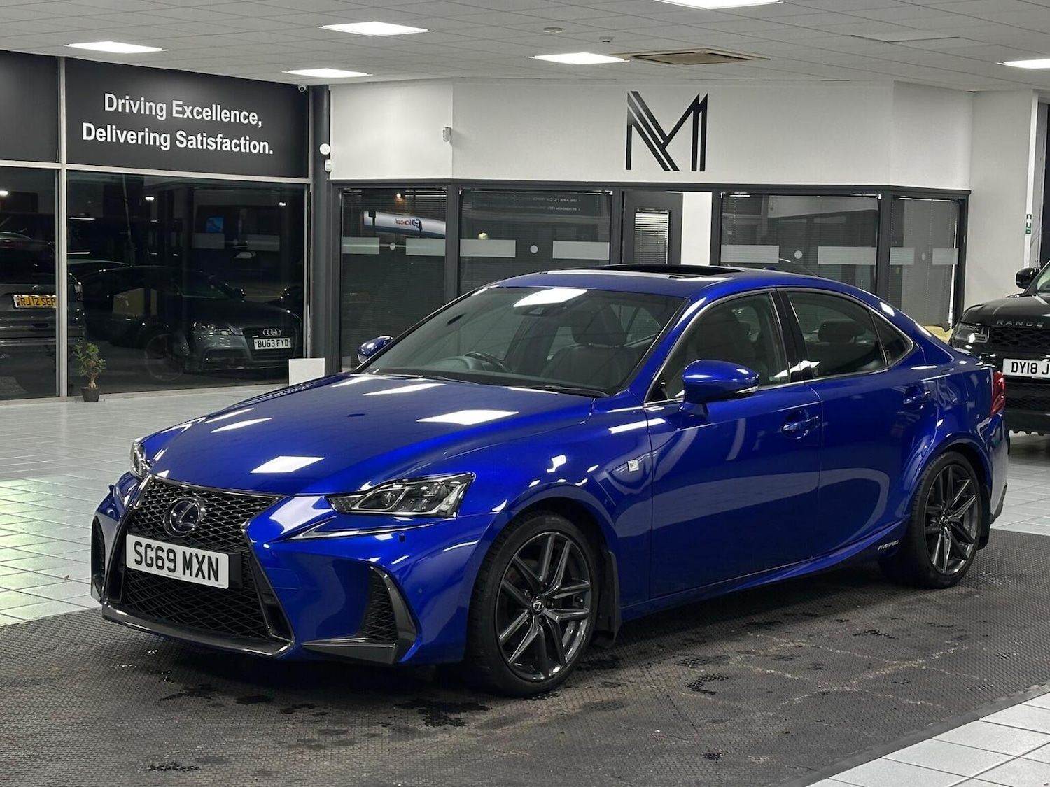 Used Lexus IS 2019 for sale - 76656077: Photo 5