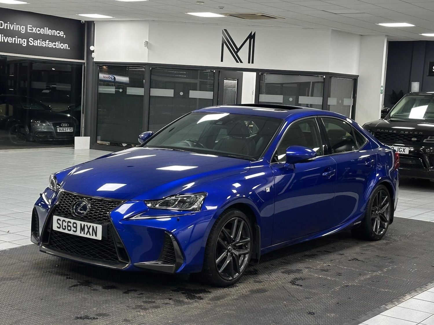 Used Lexus IS 2019 for sale - 76656077: Photo 6