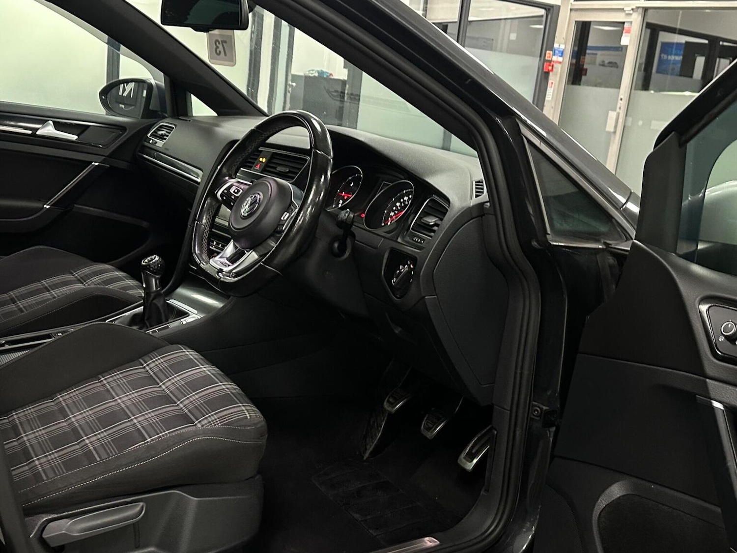 Used Volkswagen Golf 2016 for sale - 77140743: Photo 20