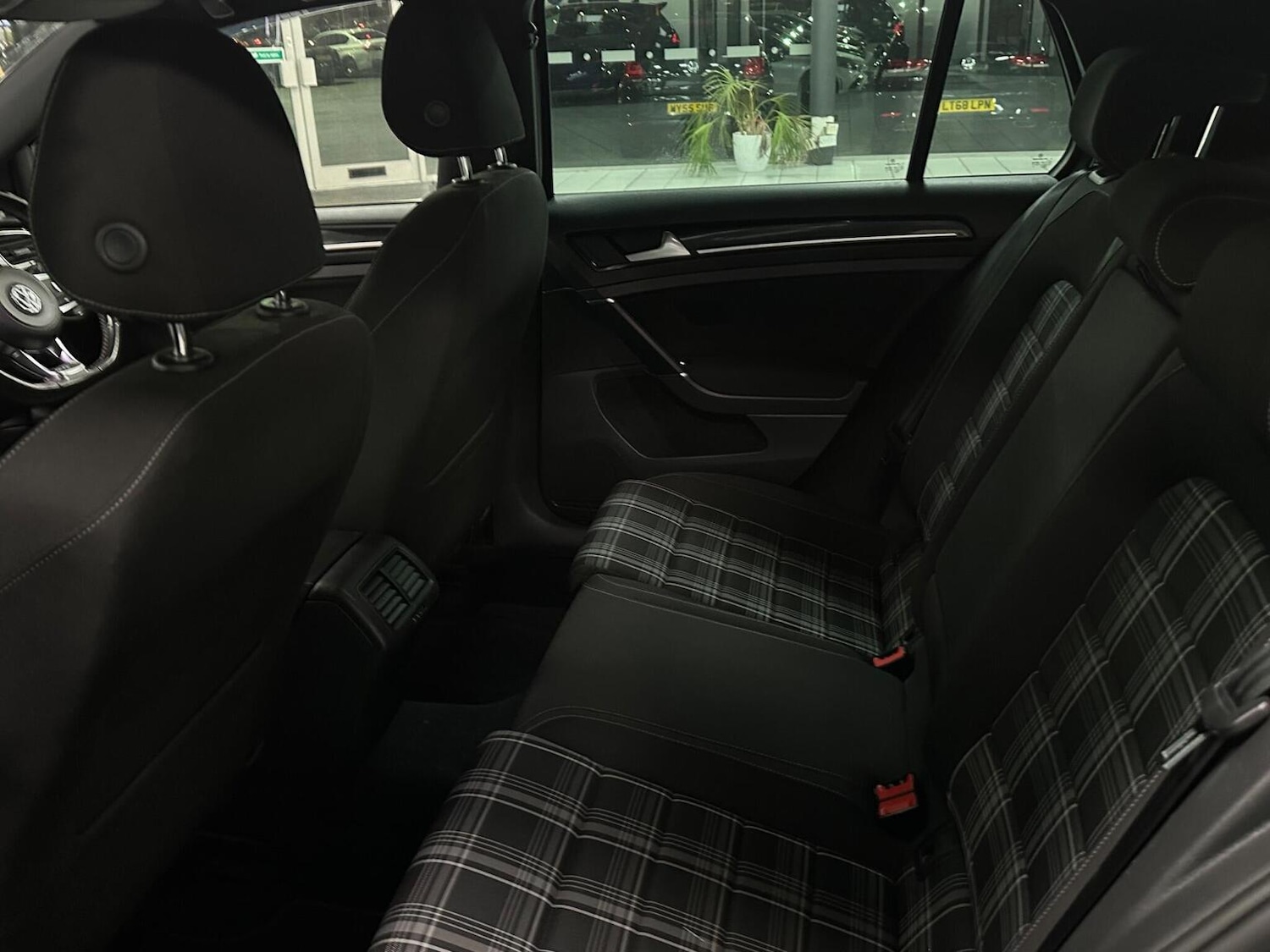 Used Volkswagen Golf 2016 for sale - 77140743: Photo 35