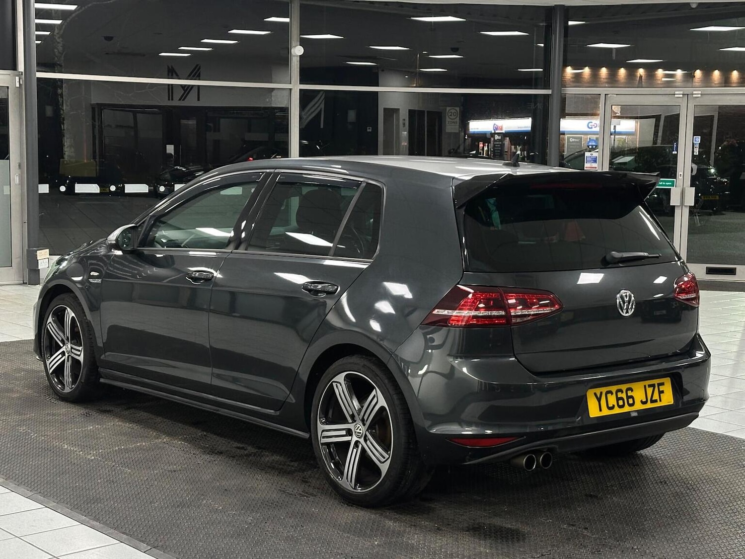Used Volkswagen Golf 2016 for sale - 77140743: Photo 8