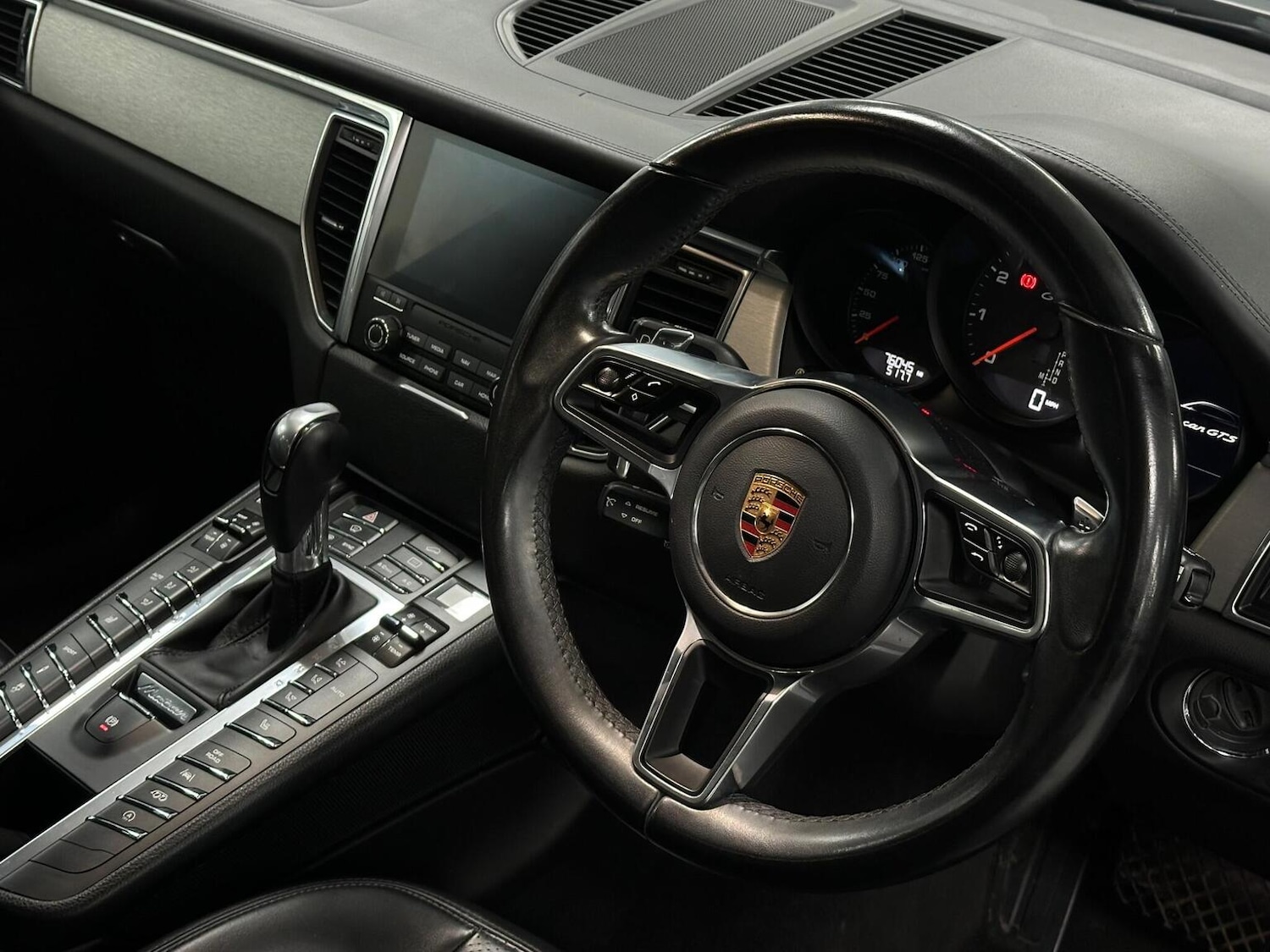 Used Porsche Macan 2017 for sale - 76799204: Photo 16