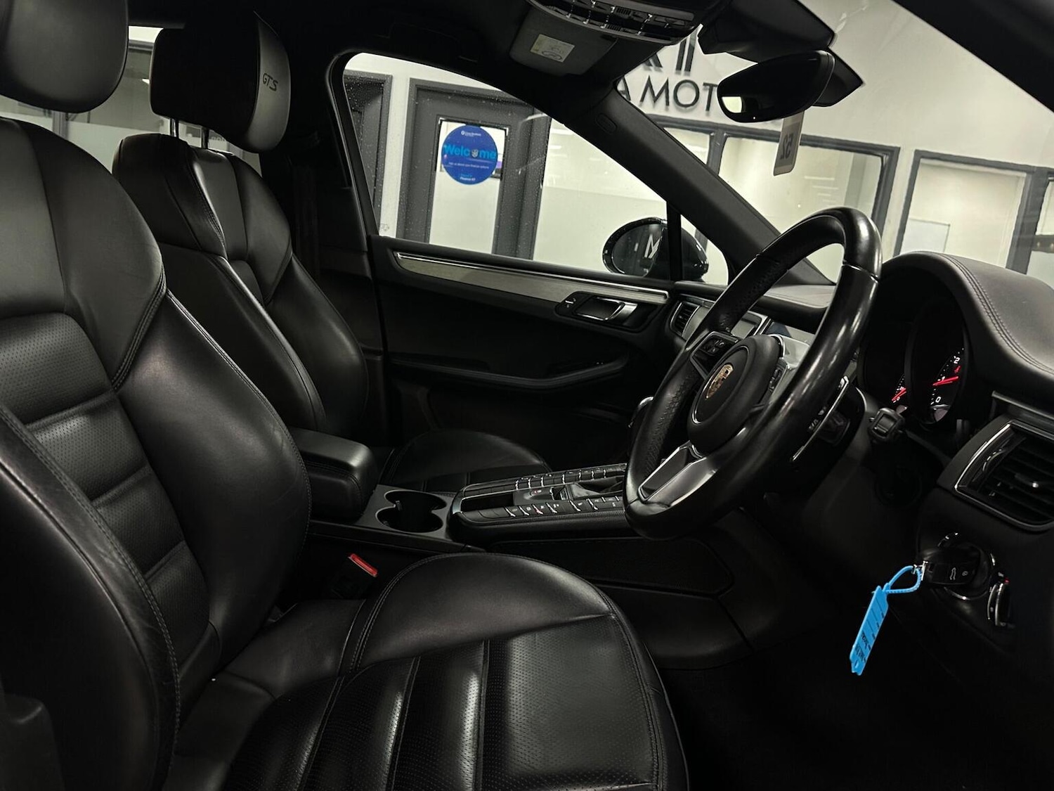 Used Porsche Macan 2017 for sale - 76799204: Photo 22