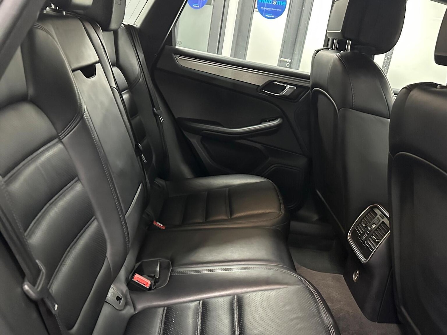 Used Porsche Macan 2017 for sale - 76799204: Photo 32