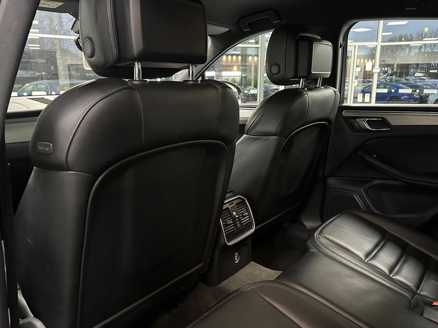 Used Porsche Macan 2017 for sale - 76799204: Photo 34