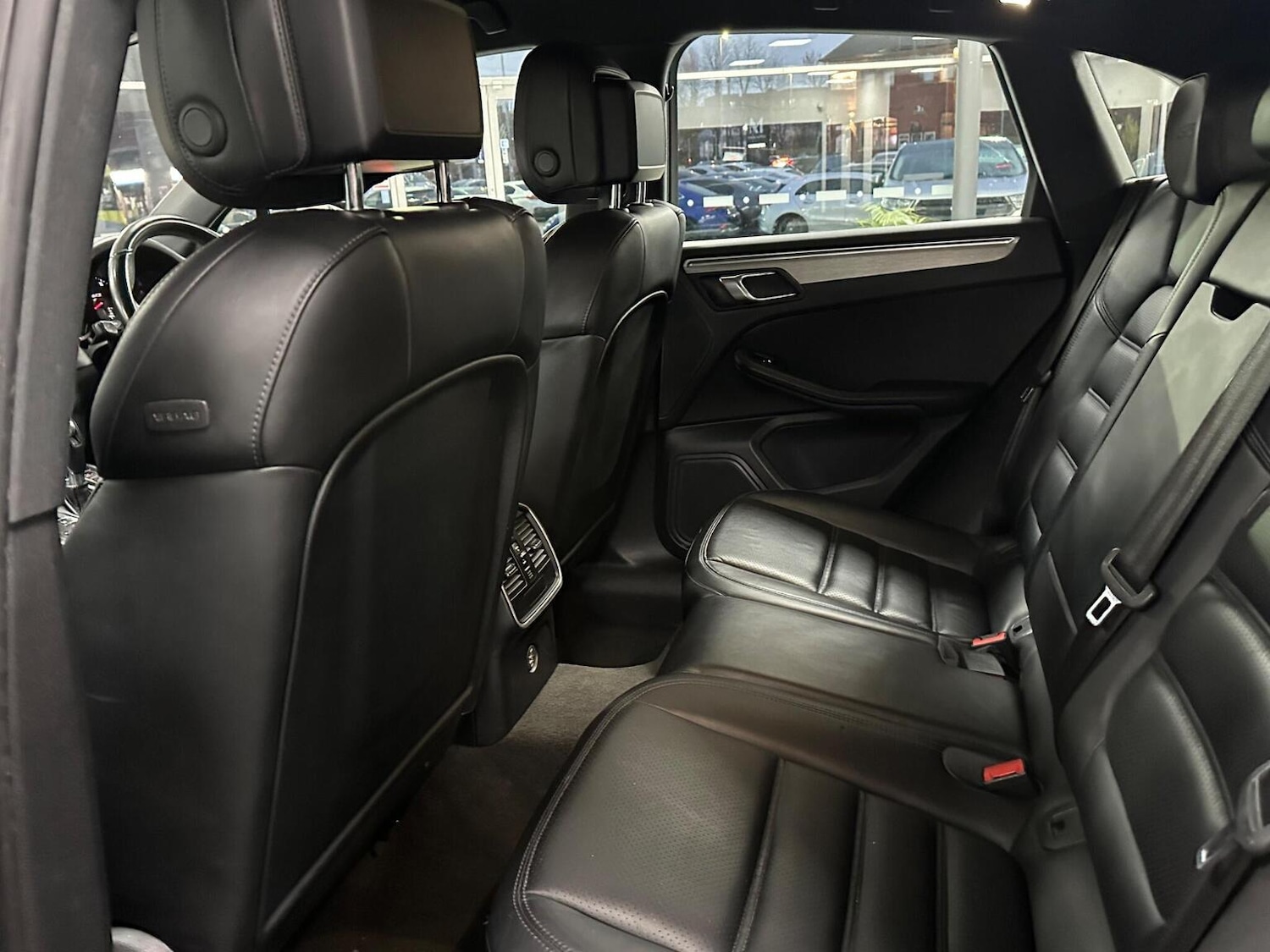 Used Porsche Macan 2017 for sale - 76799204: Photo 35