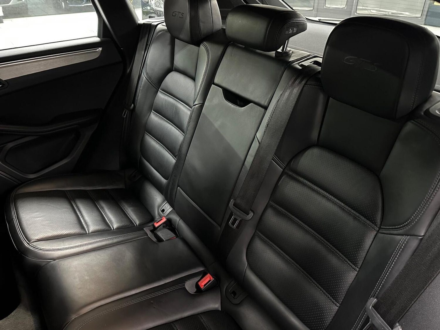 Used Porsche Macan 2017 for sale - 76799204: Photo 36