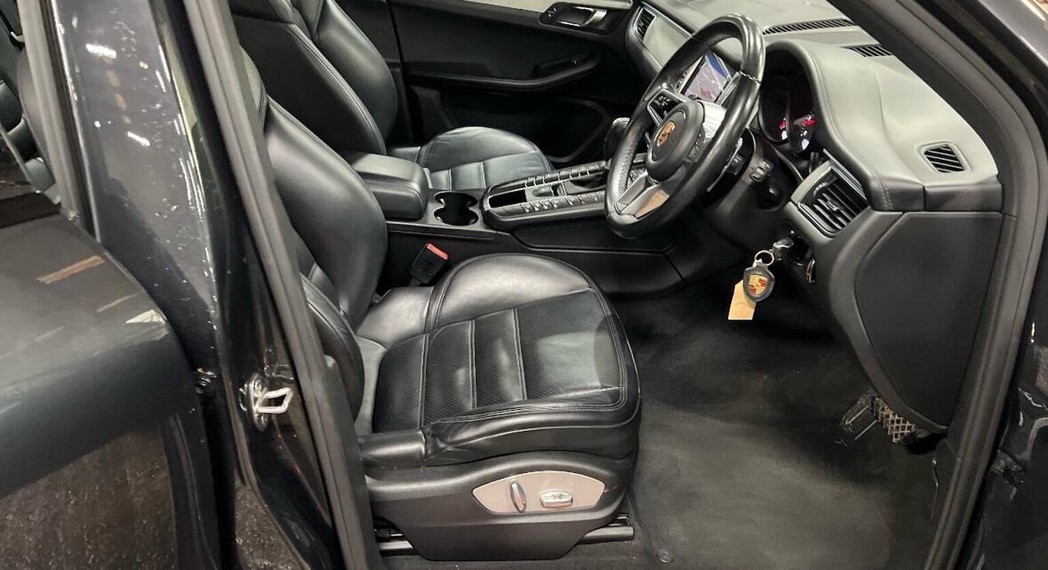 Used Porsche Macan 2017 for sale - 76799204: Photo 5