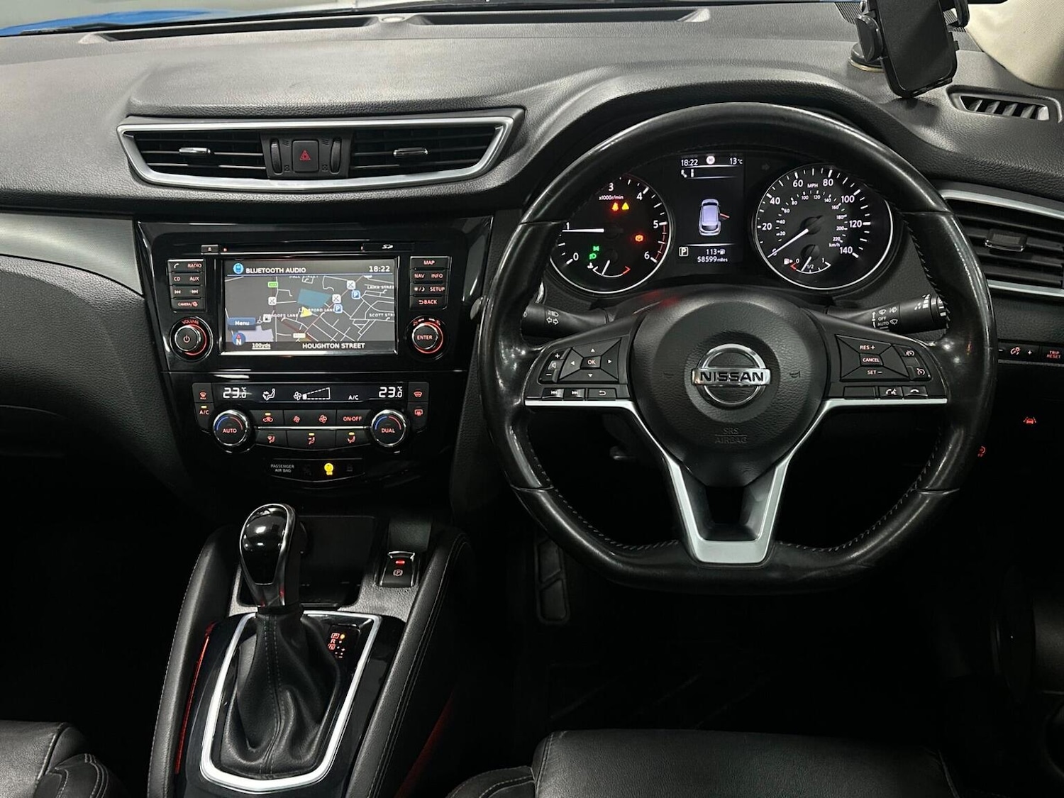 Used Nissan Qashqai 2017 for sale - 76896982: Photo 17