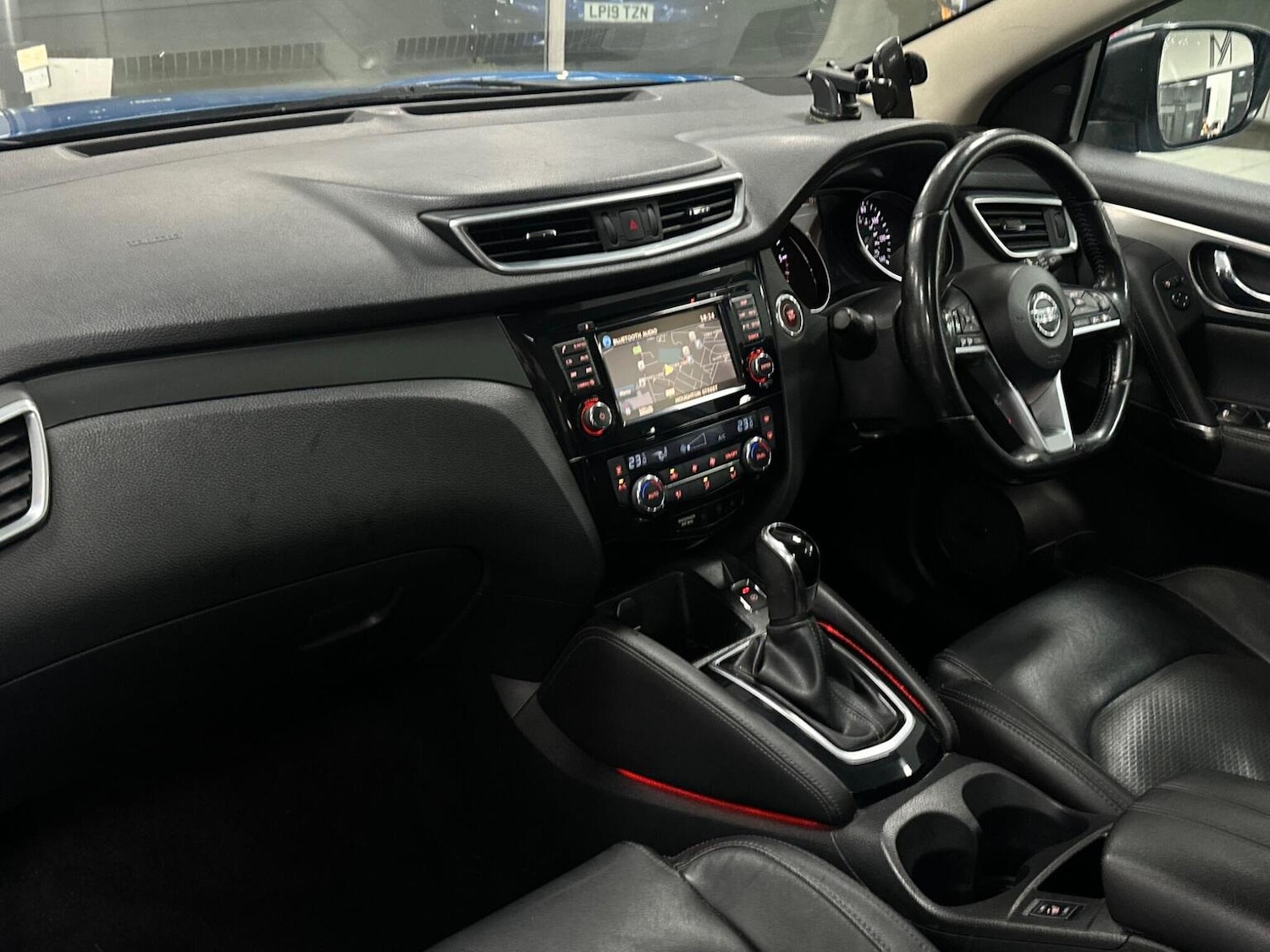 Used Nissan Qashqai 2017 for sale - 76896982: Photo 38