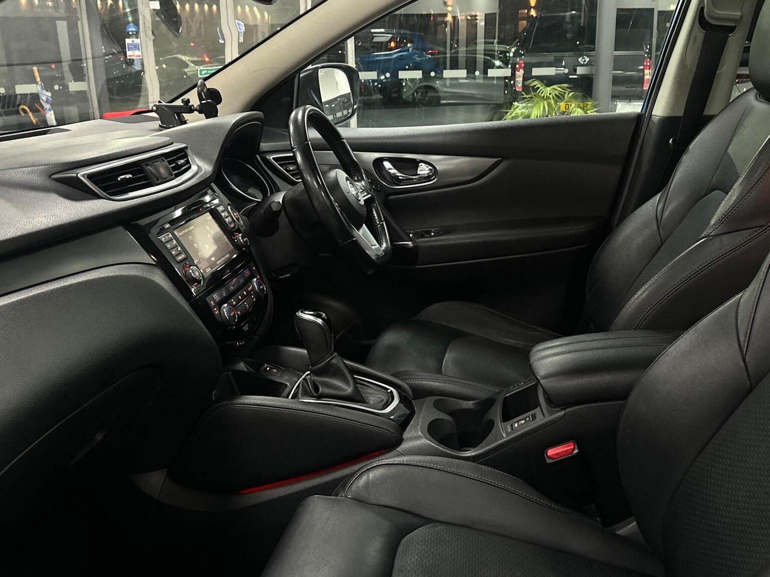 Used Nissan Qashqai 2017 for sale - 76896982: Photo 39