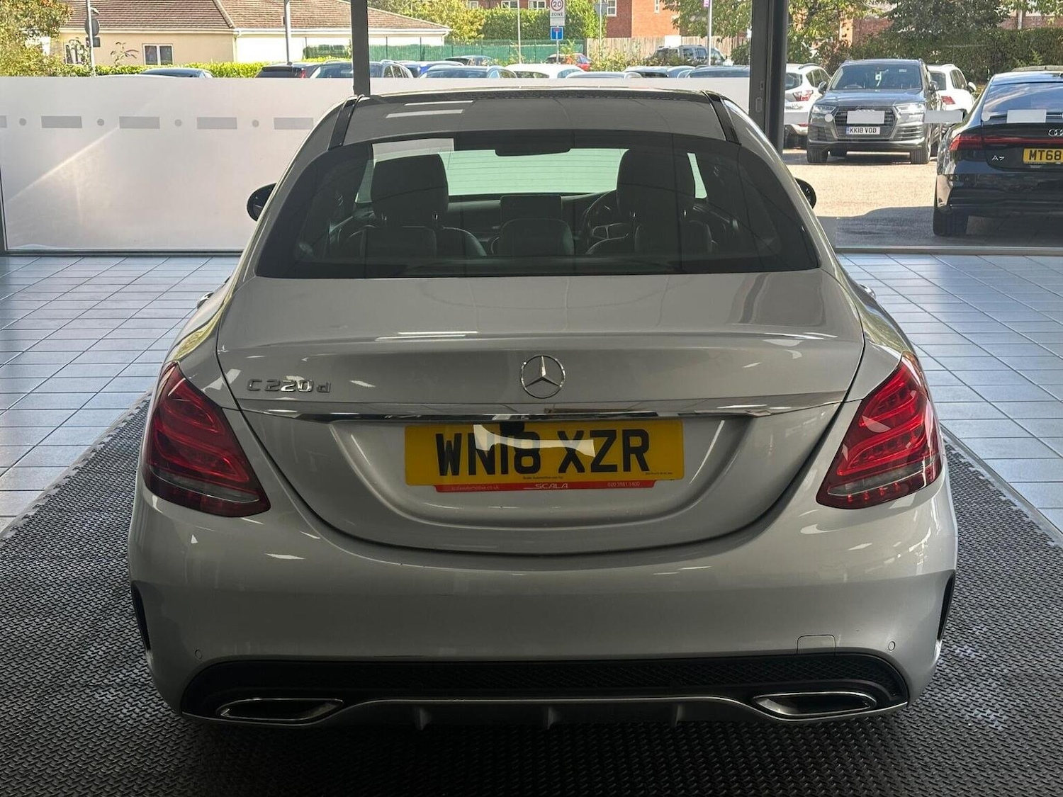 Used Mercedes-Benz C Class 2018 for sale - 77159309: Photo 11