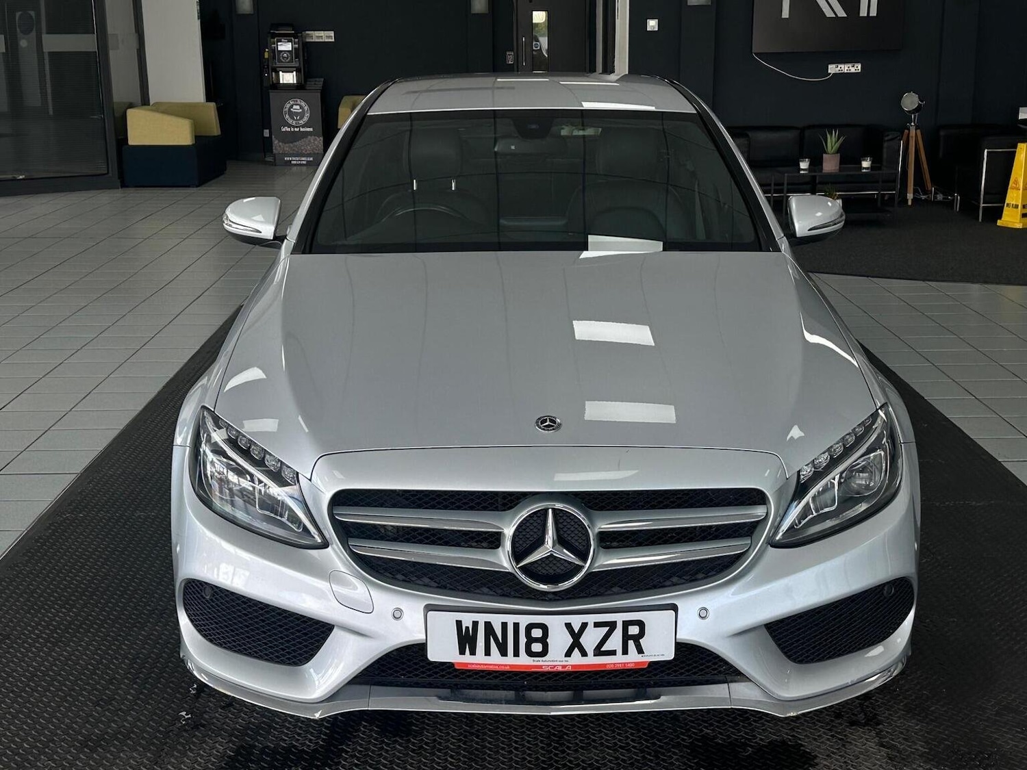 Used Mercedes-Benz C Class 2018 for sale - 77159309: Photo 4