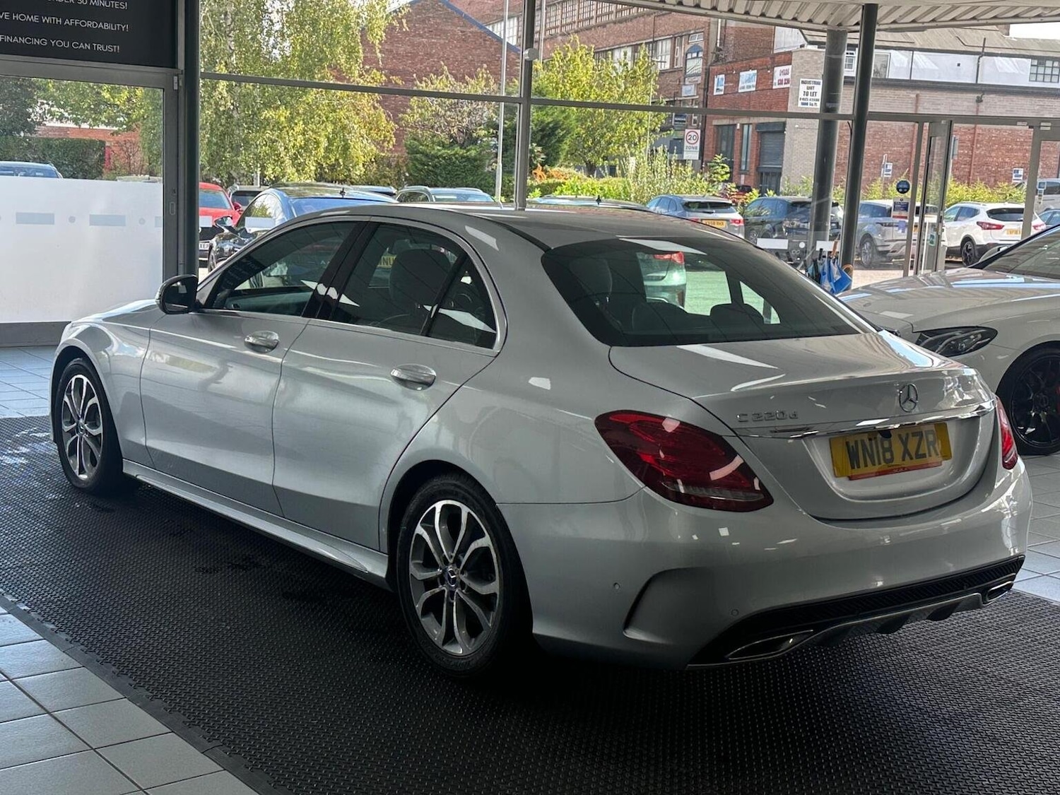 Used Mercedes-Benz C Class 2018 for sale - 77159309: Photo 8
