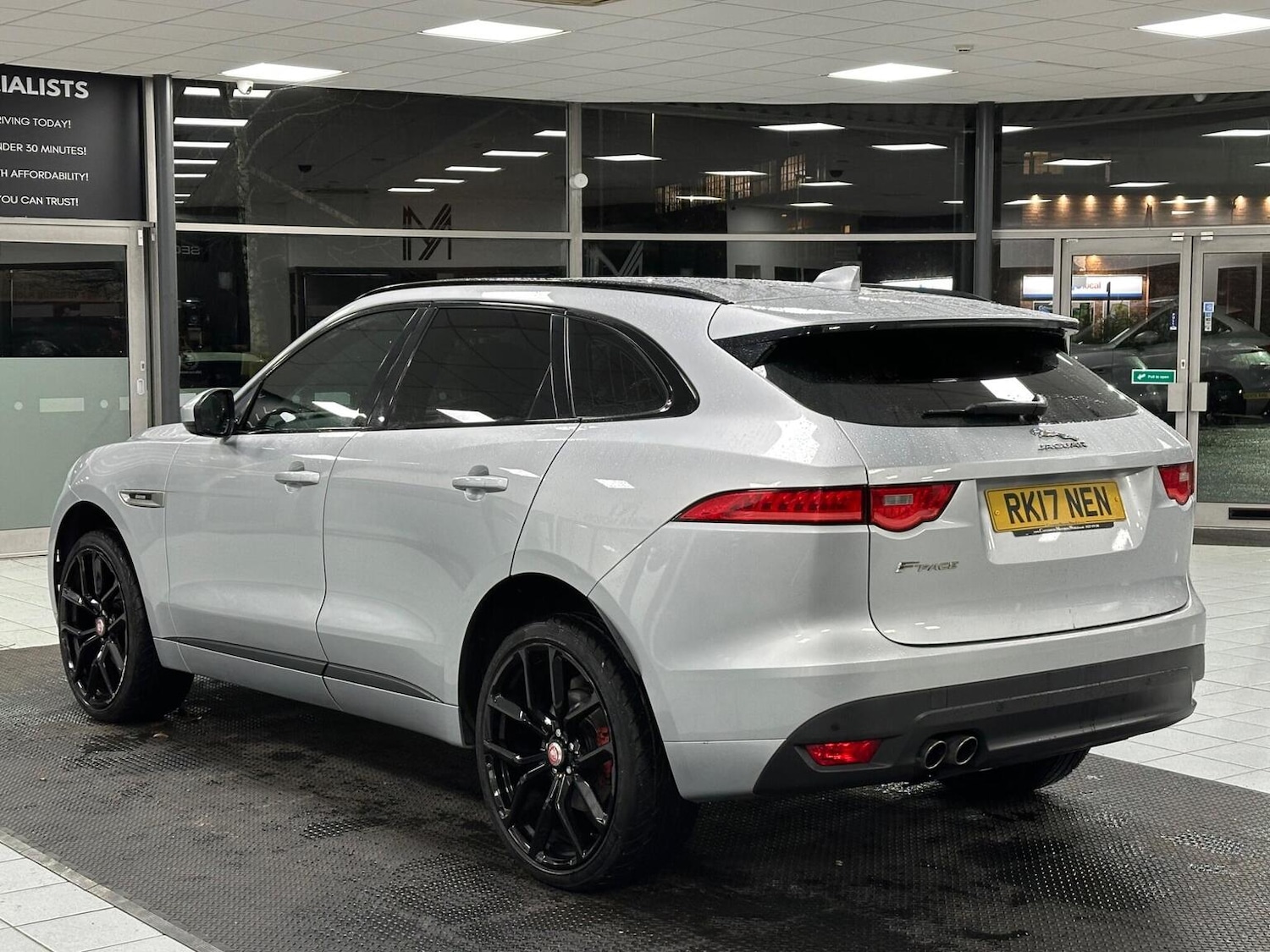 Used Jaguar F-Pace 2017 for sale - 77118517: Photo 10