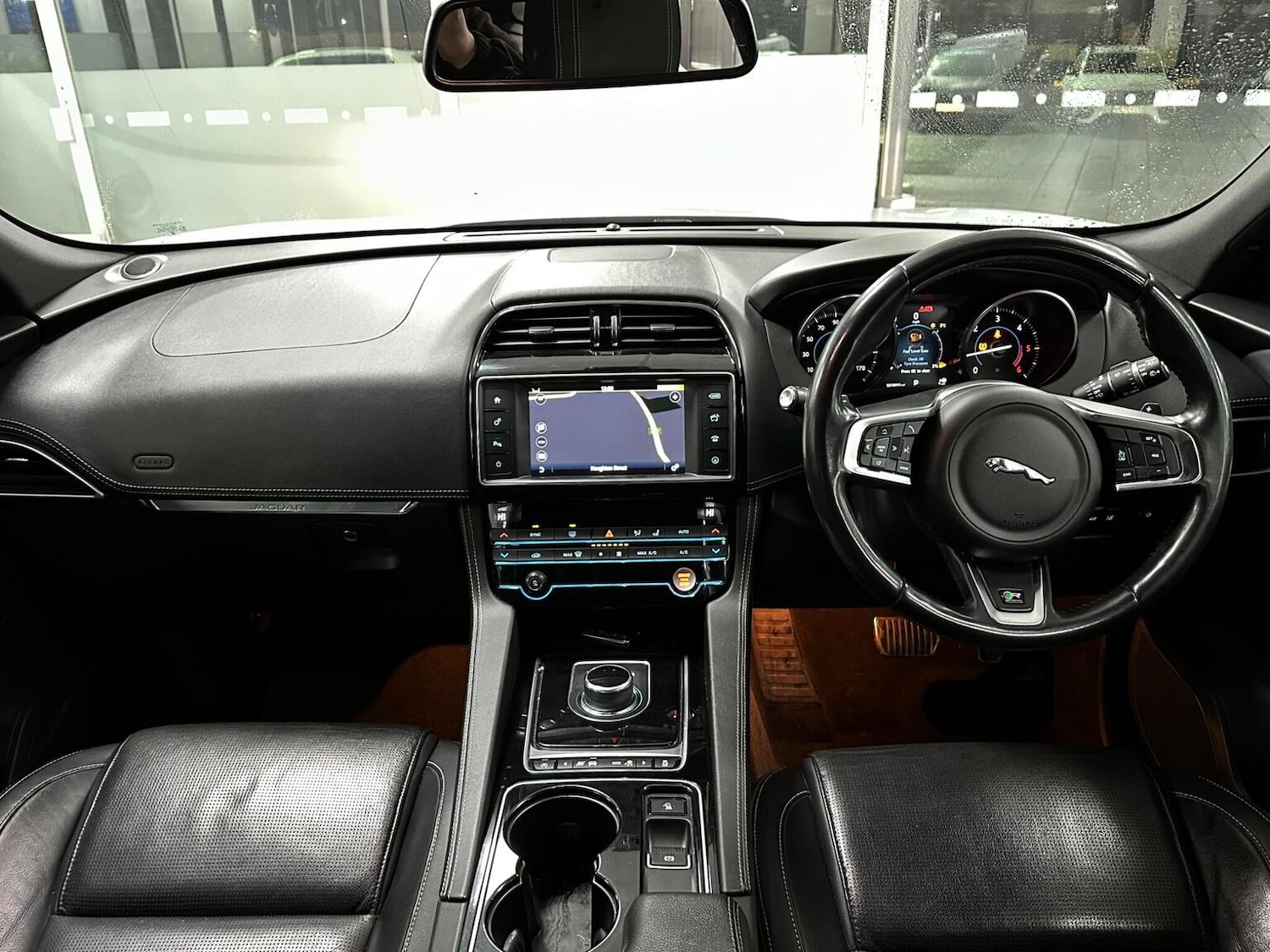 Used Jaguar F-Pace 2017 for sale - 77118517: Photo 16