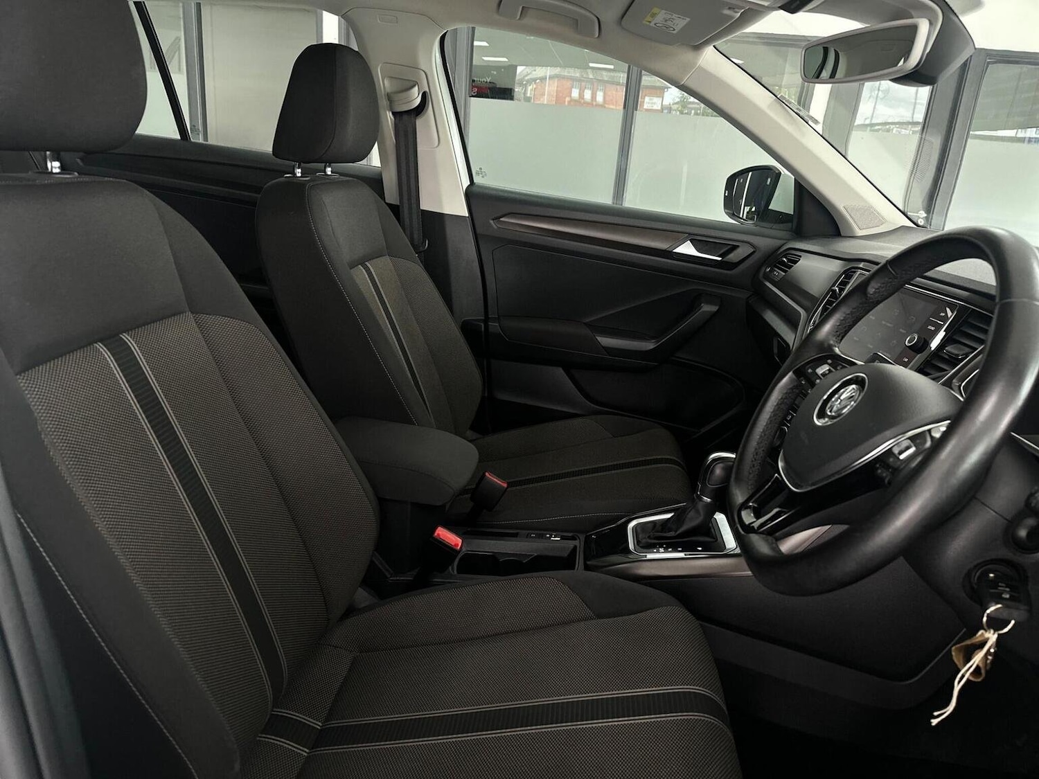 Used Volkswagen T-Roc 2019 for sale - 76794263: Photo 22