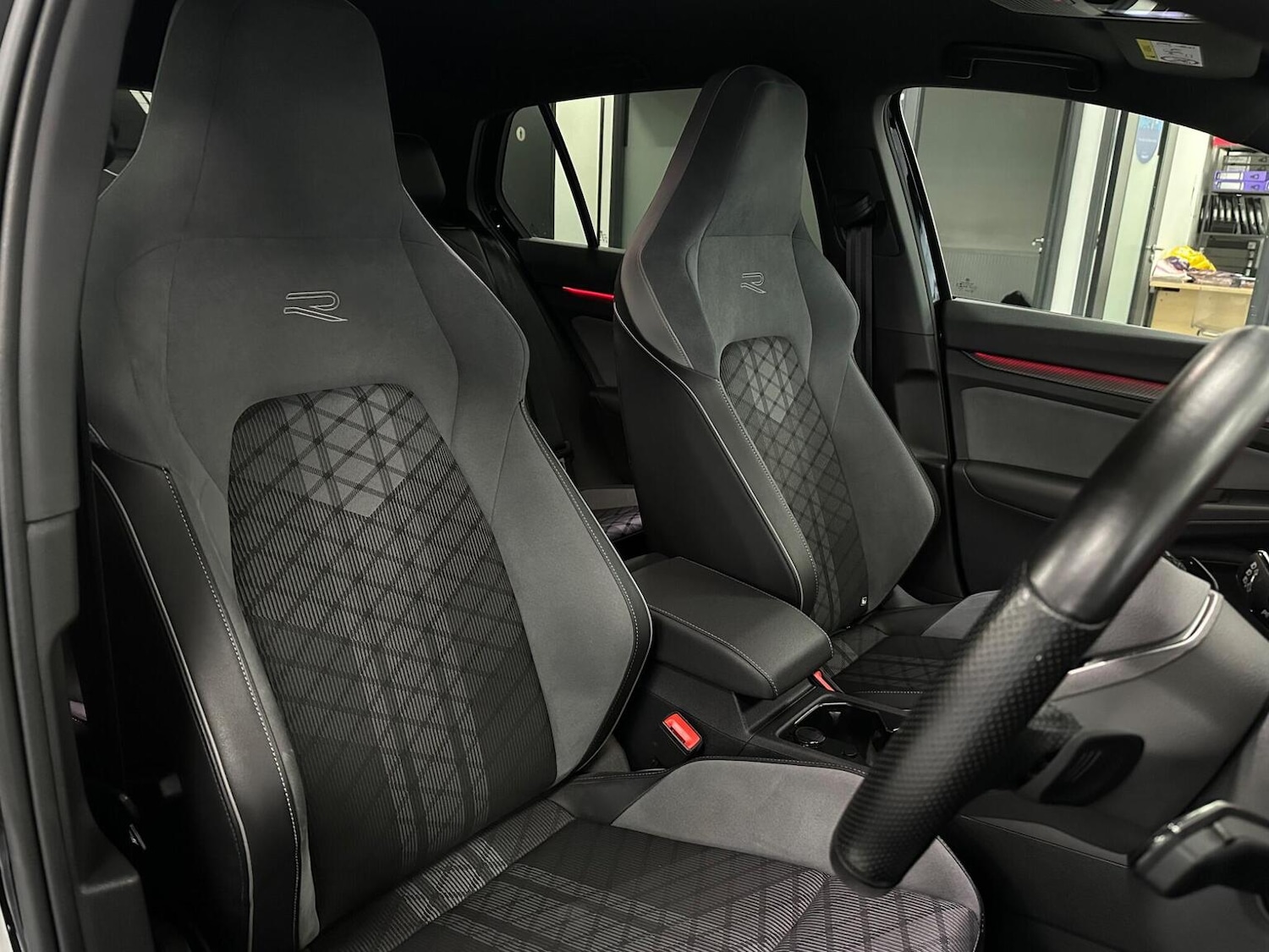 Used Volkswagen Golf 2021 for sale - 76656075: Photo 23