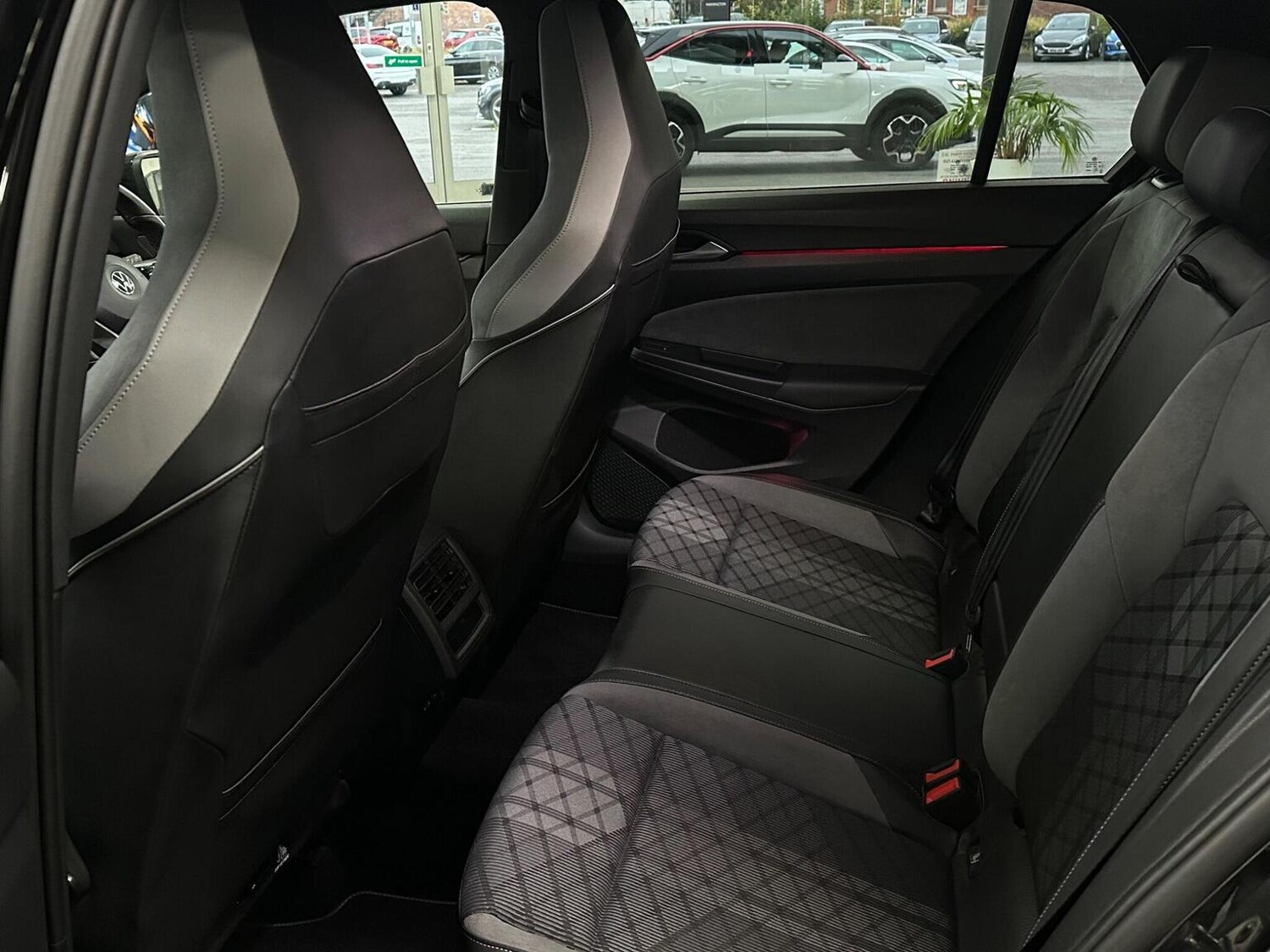 Used Volkswagen Golf 2021 for sale - 76656075: Photo 37