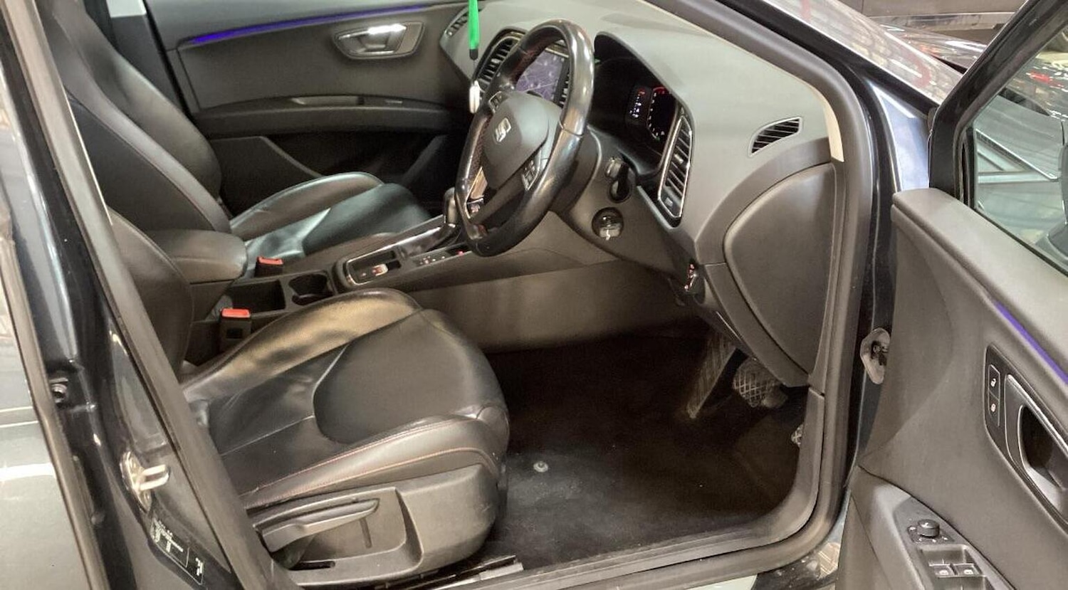 Used SEAT Leon 2019 for sale - 76910999: Photo 6