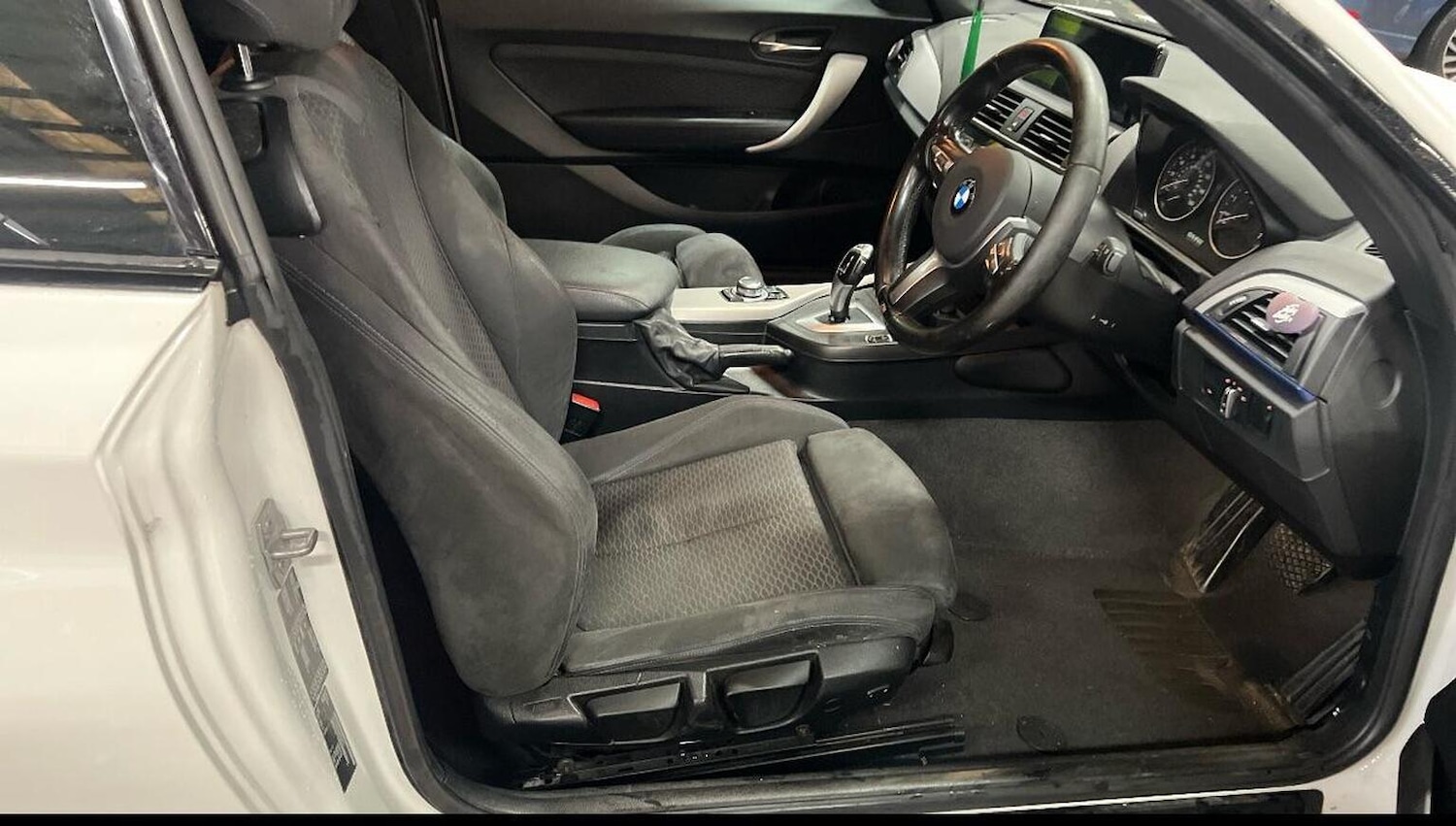 Used BMW 2 Series 2017 for sale - 76699350: Photo 5