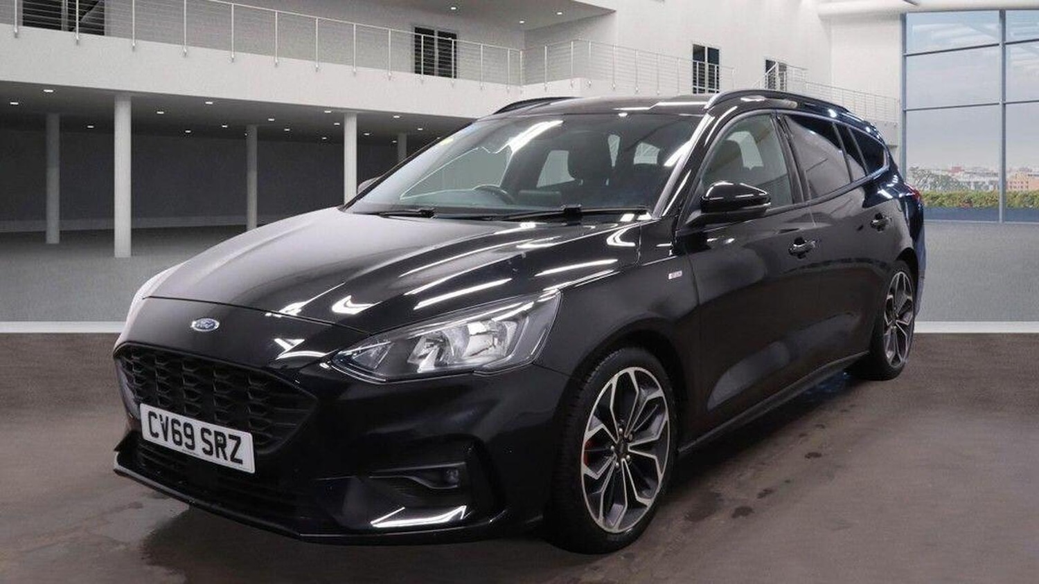 Used Ford Focus 2019 for sale - 76769781: Photo 2