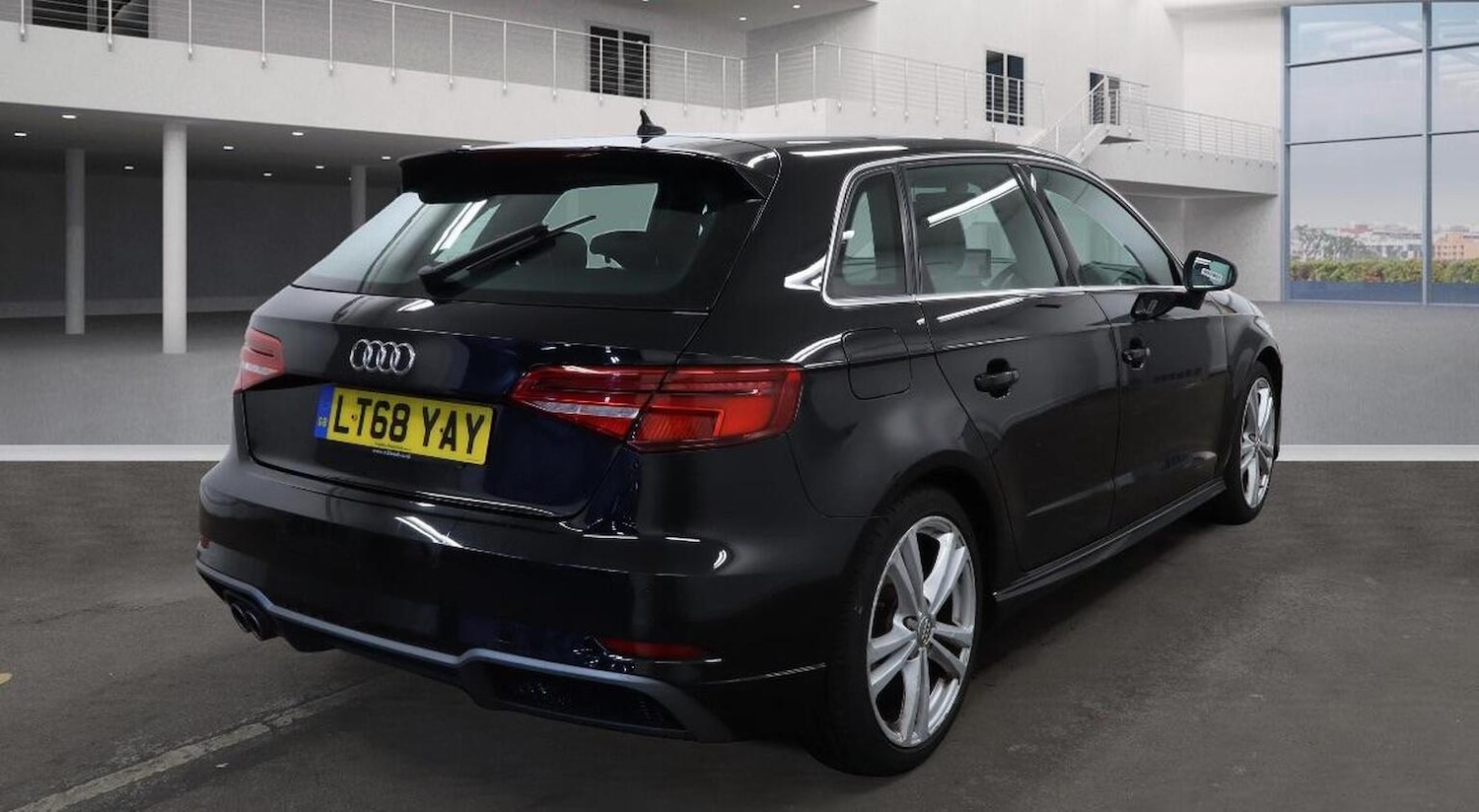 Used Audi A3 2018 for sale - 76687218: Photo 4