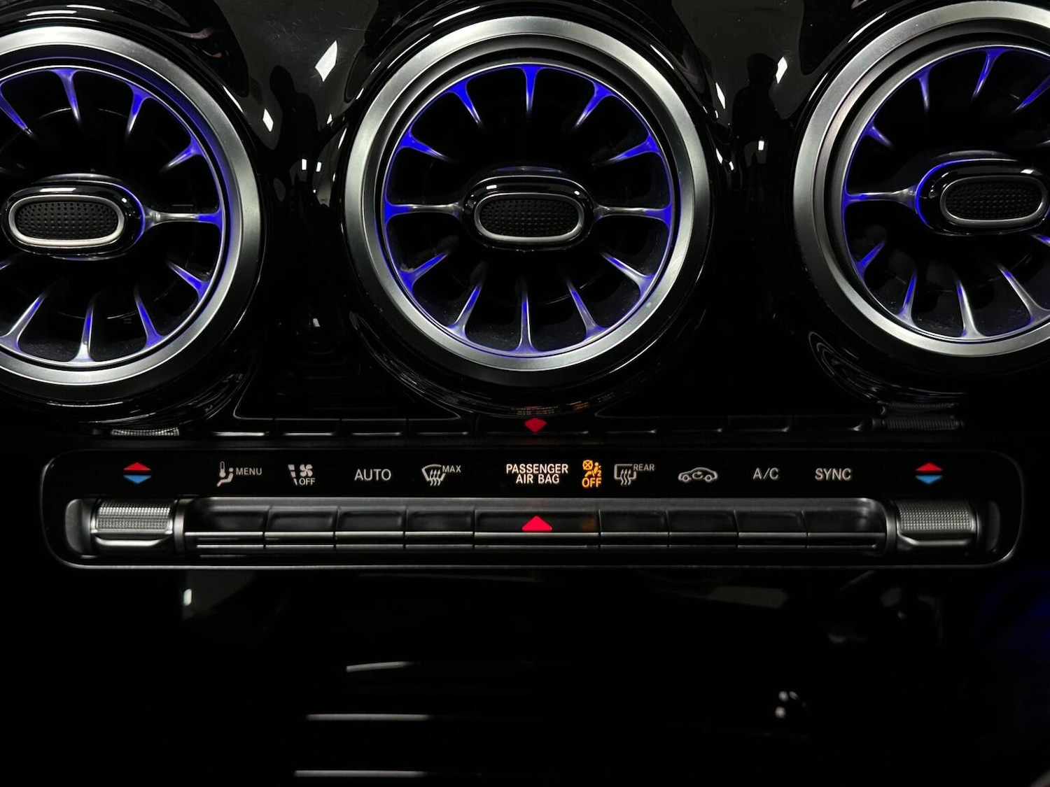 Used Mercedes-Benz CLA 2022 for sale - 77159300: Photo 28