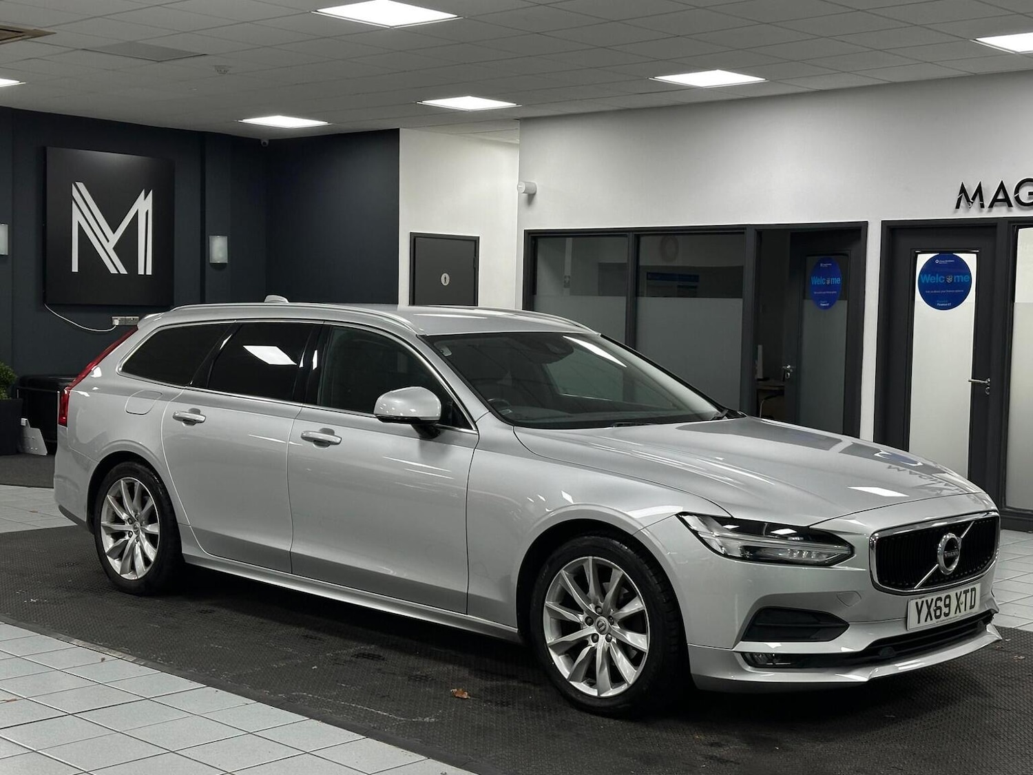 Used Volvo V90 2019 for sale - 76687118: Photo 2