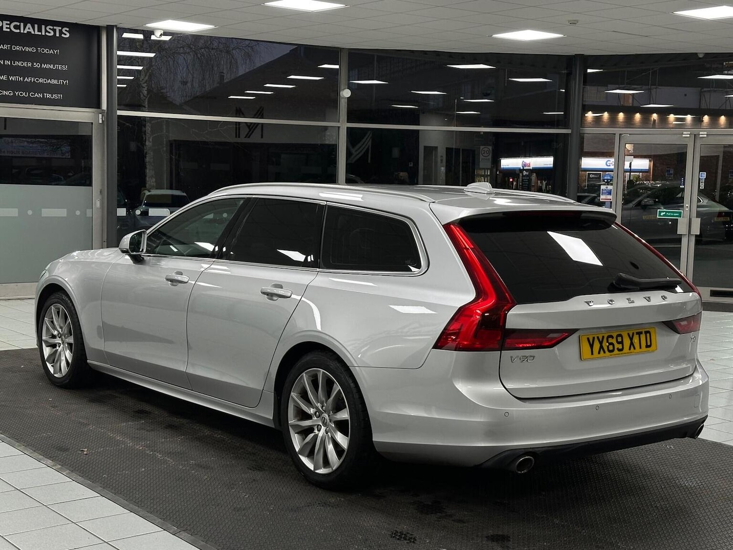 Used Volvo V90 2019 for sale - 76687118: Photo 8