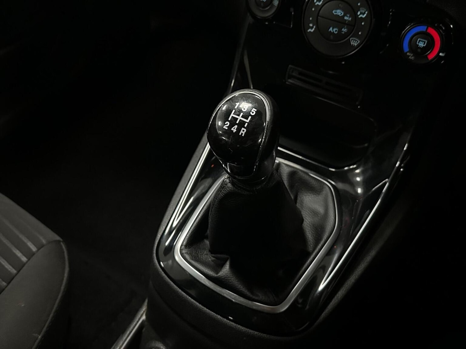 Used Ford Fiesta 2016 for sale - 77089809: Photo 16