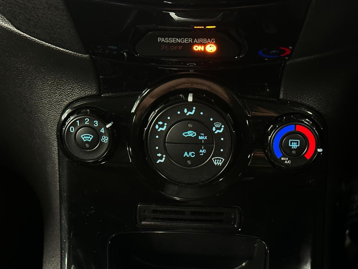 Used Ford Fiesta 2016 for sale - 77089809: Photo 19