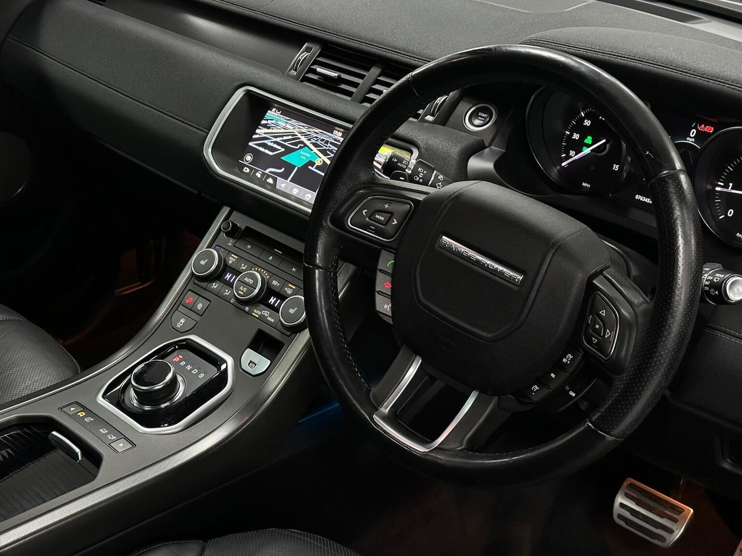 Used Land Rover Range Rover Evoque 2018 for sale - 76699370: Photo 14