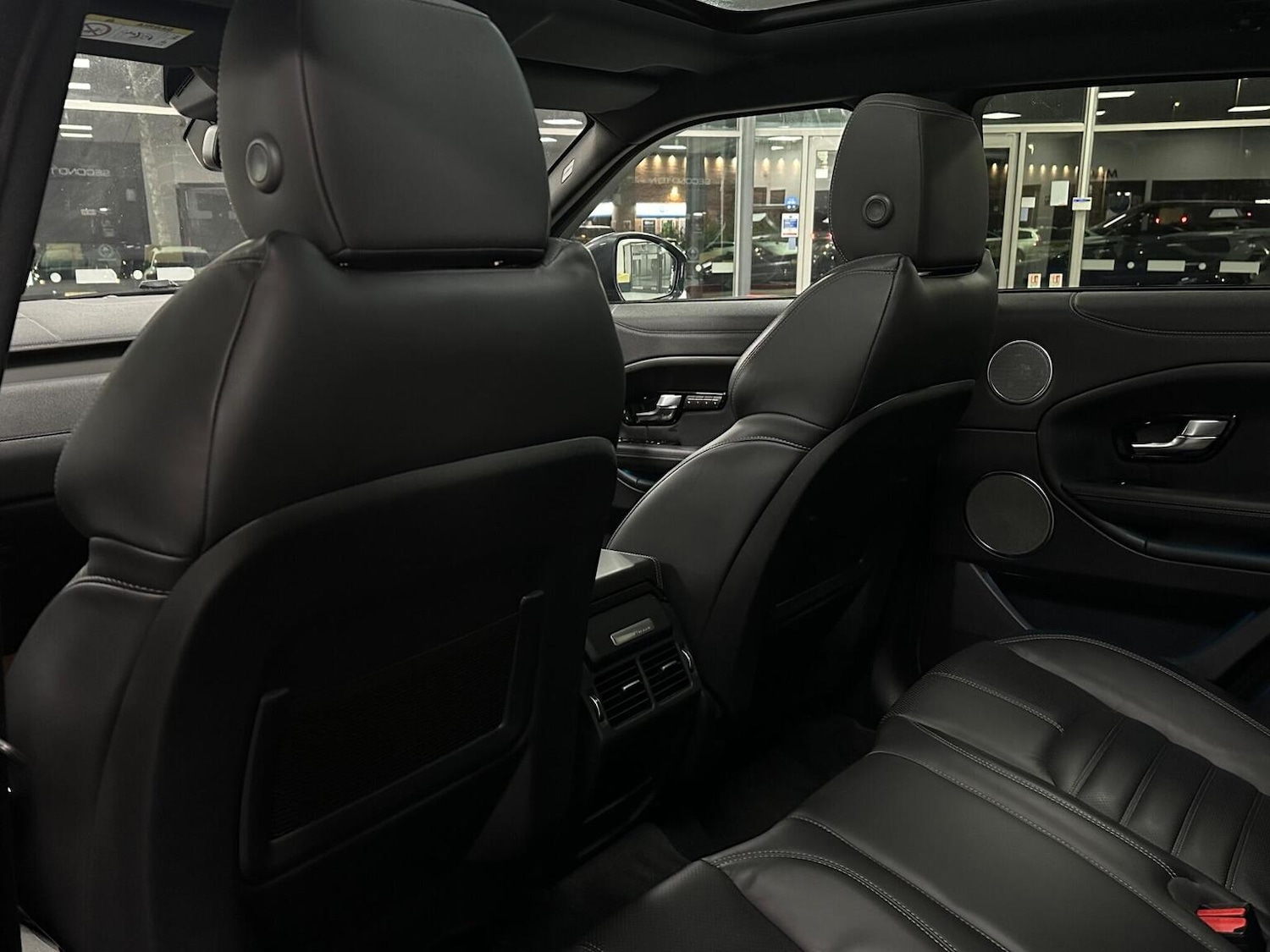 Used Land Rover Range Rover Evoque 2018 for sale - 76699370: Photo 35