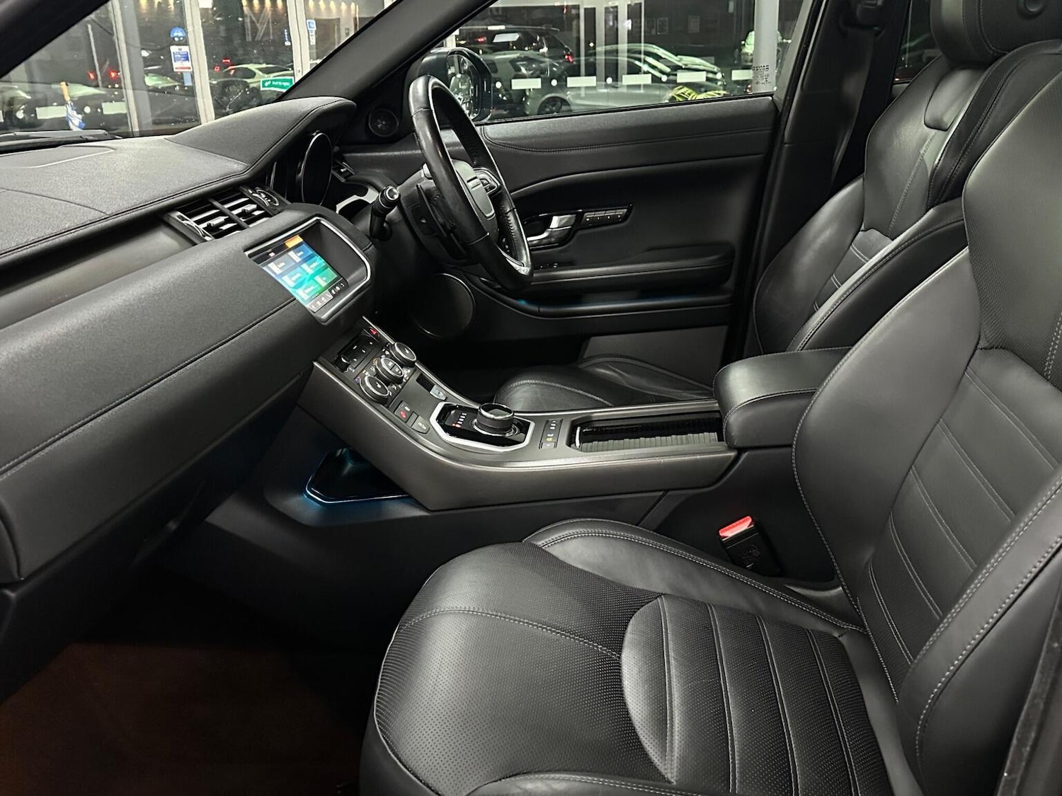 Used Land Rover Range Rover Evoque 2018 for sale - 76699370: Photo 39