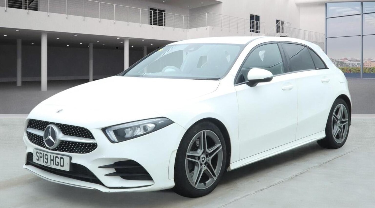 Used Mercedes-Benz A-Class 2019 for sale - 77213433: Photo 2