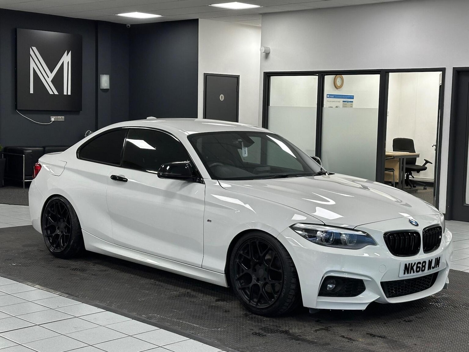 Used BMW 2 Series 2018 for sale - 76784981: Photo 2