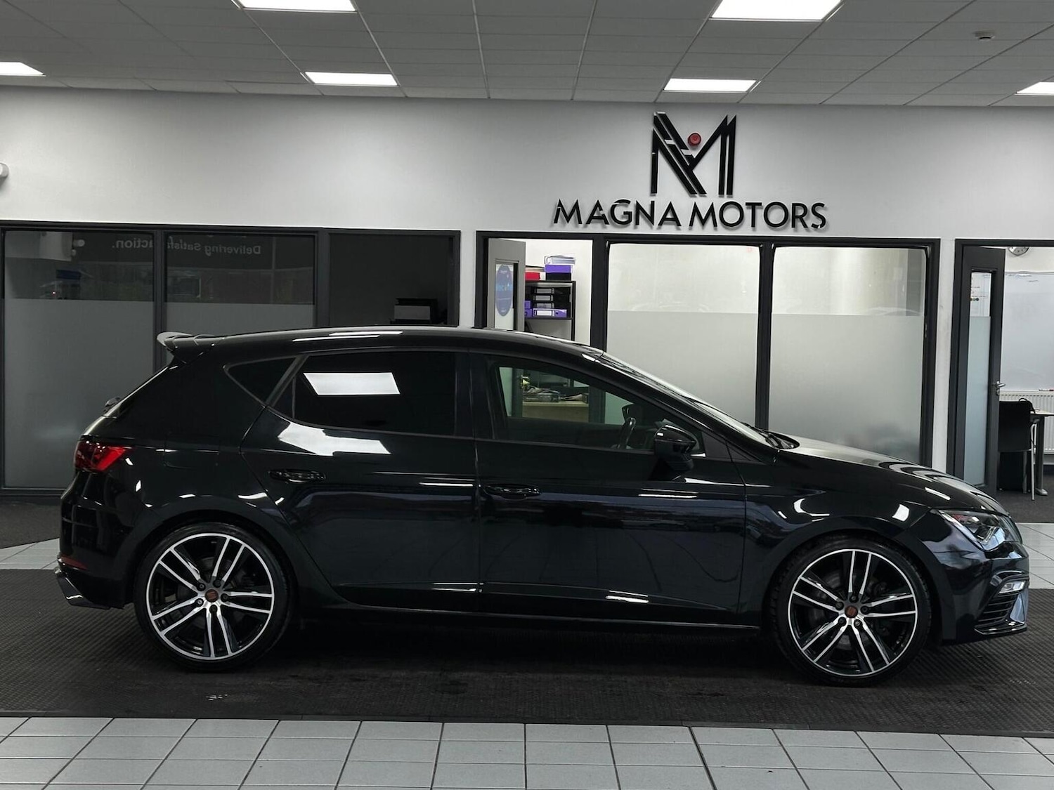 Used SEAT Leon 2020 for sale - 76656197: Photo 3