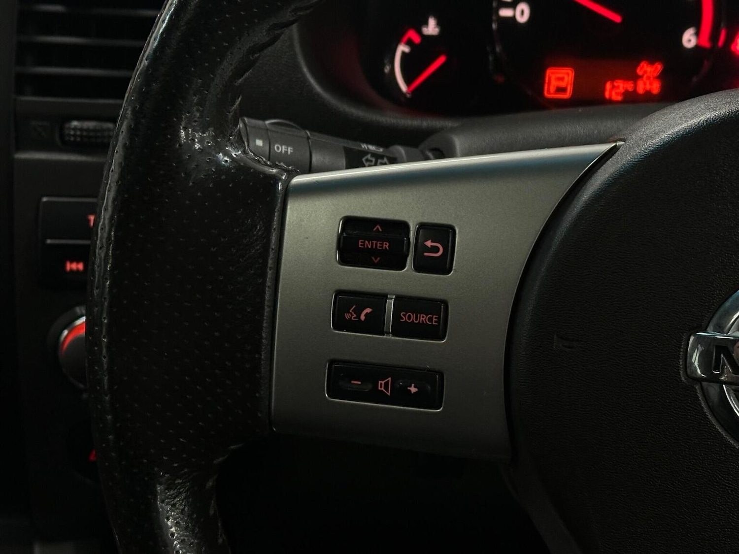 Used Nissan Navara 2014 for sale - 76769814: Photo 25