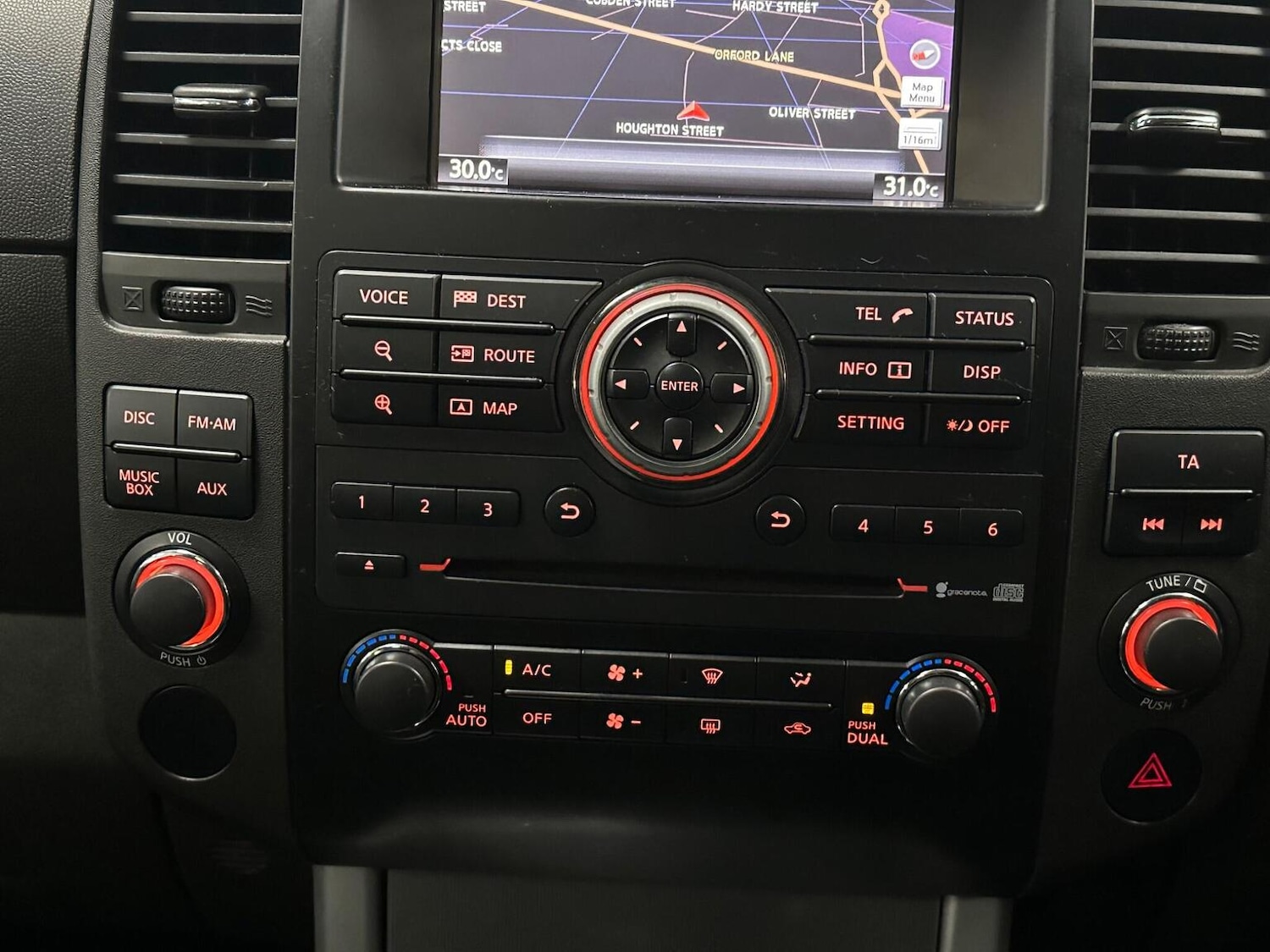 Used Nissan Navara 2014 for sale - 76769814: Photo 29