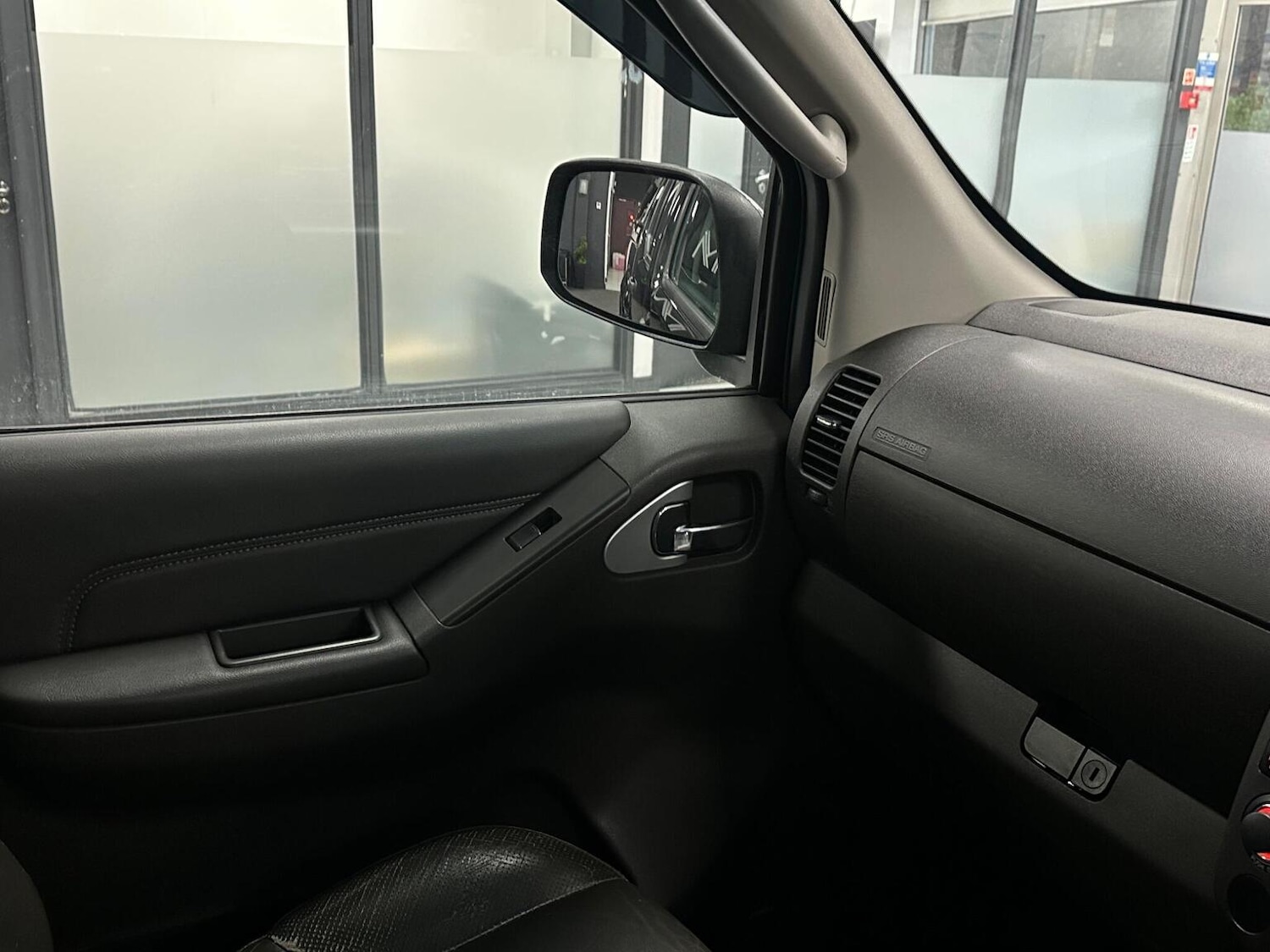 Used Nissan Navara 2014 for sale - 76769814: Photo 32