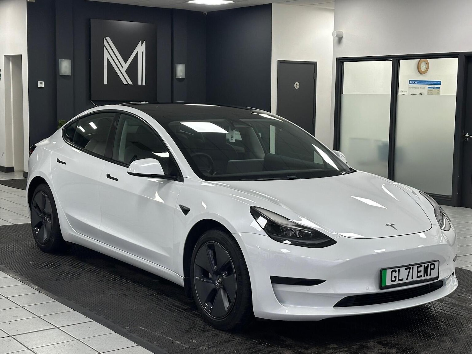 Used Tesla Model 3 2021 for sale - 76784955: Photo 3