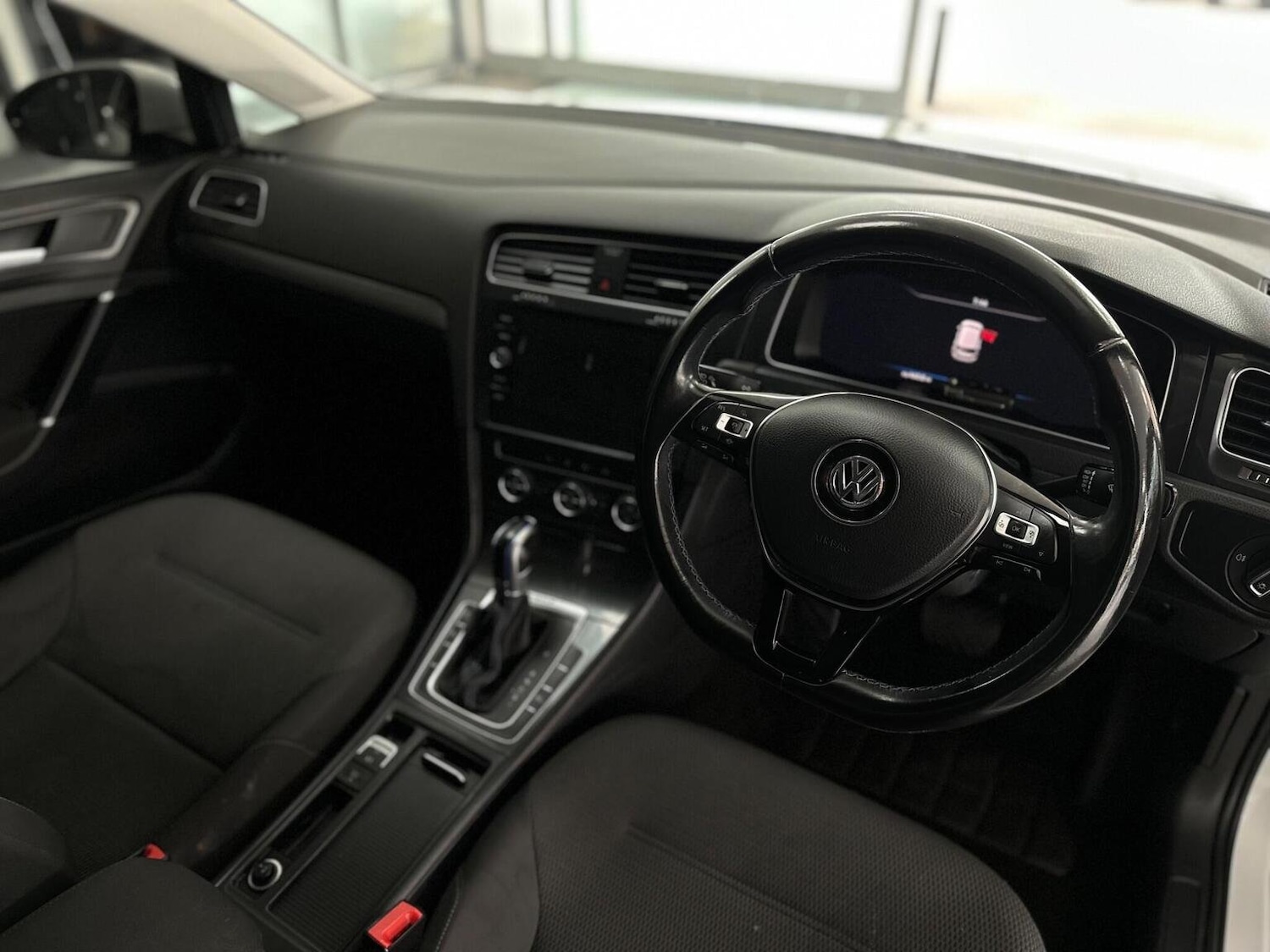 Used Volkswagen Golf 2019 for sale - 76891740: Photo 15