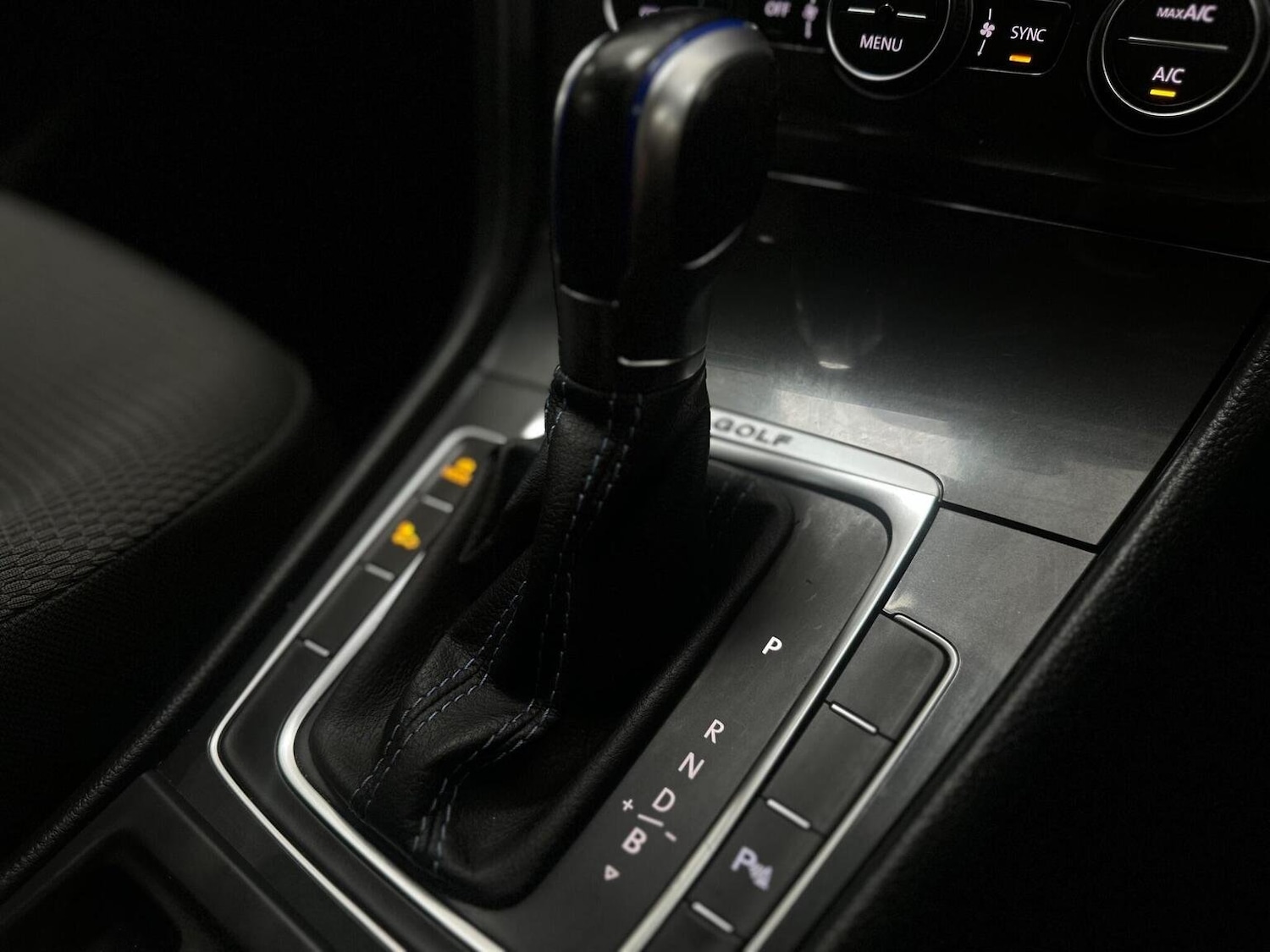 Used Volkswagen Golf 2019 for sale - 76891740: Photo 21