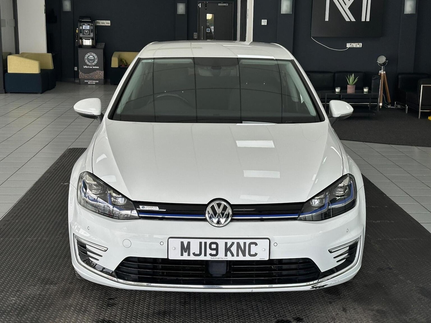 Used Volkswagen Golf 2019 for sale - 76891740: Photo 4